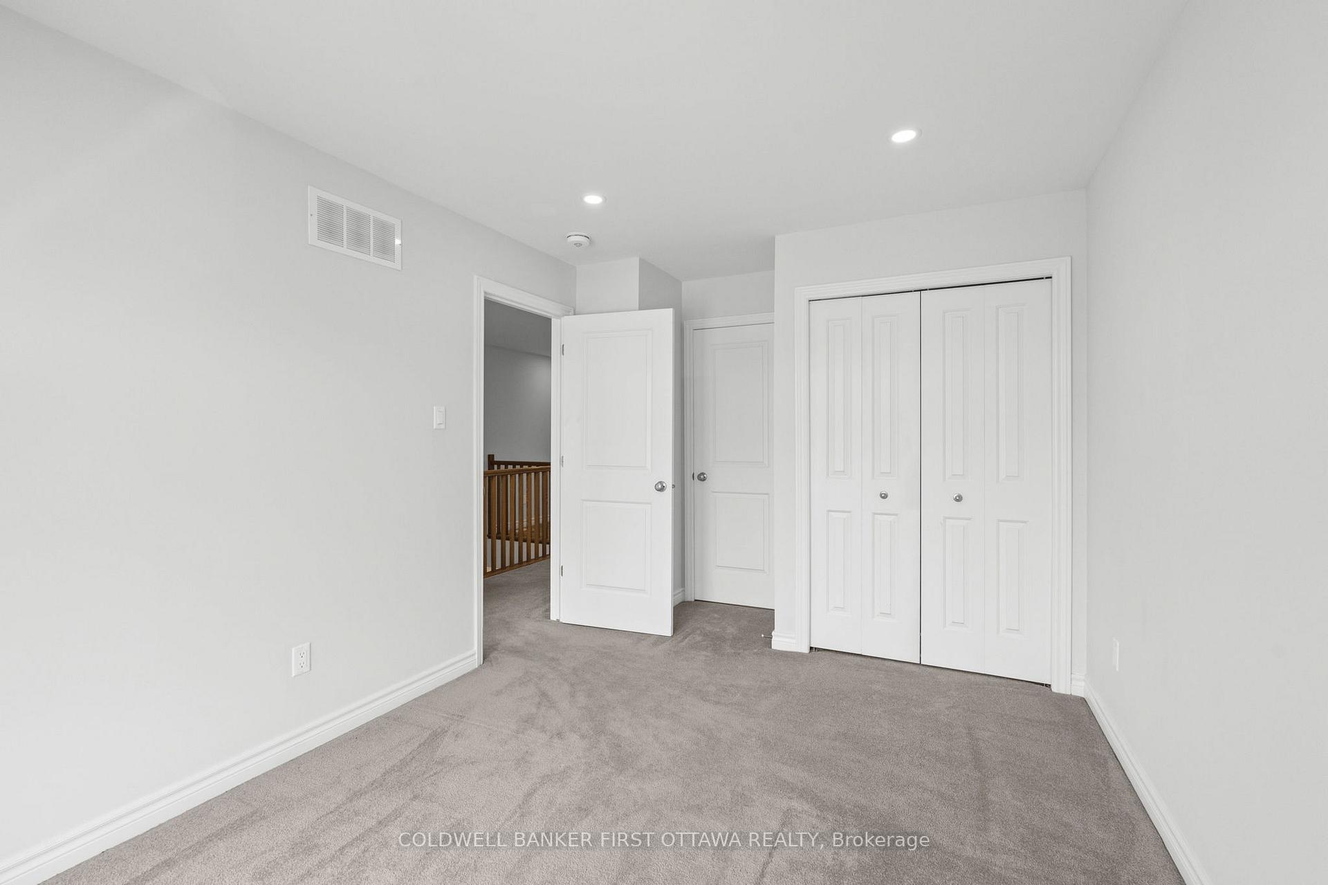 Photo 34 of 47 Salamander Way, Ottawa, Blossom Park/Kemp Park/Findlay Creek — HOMEH