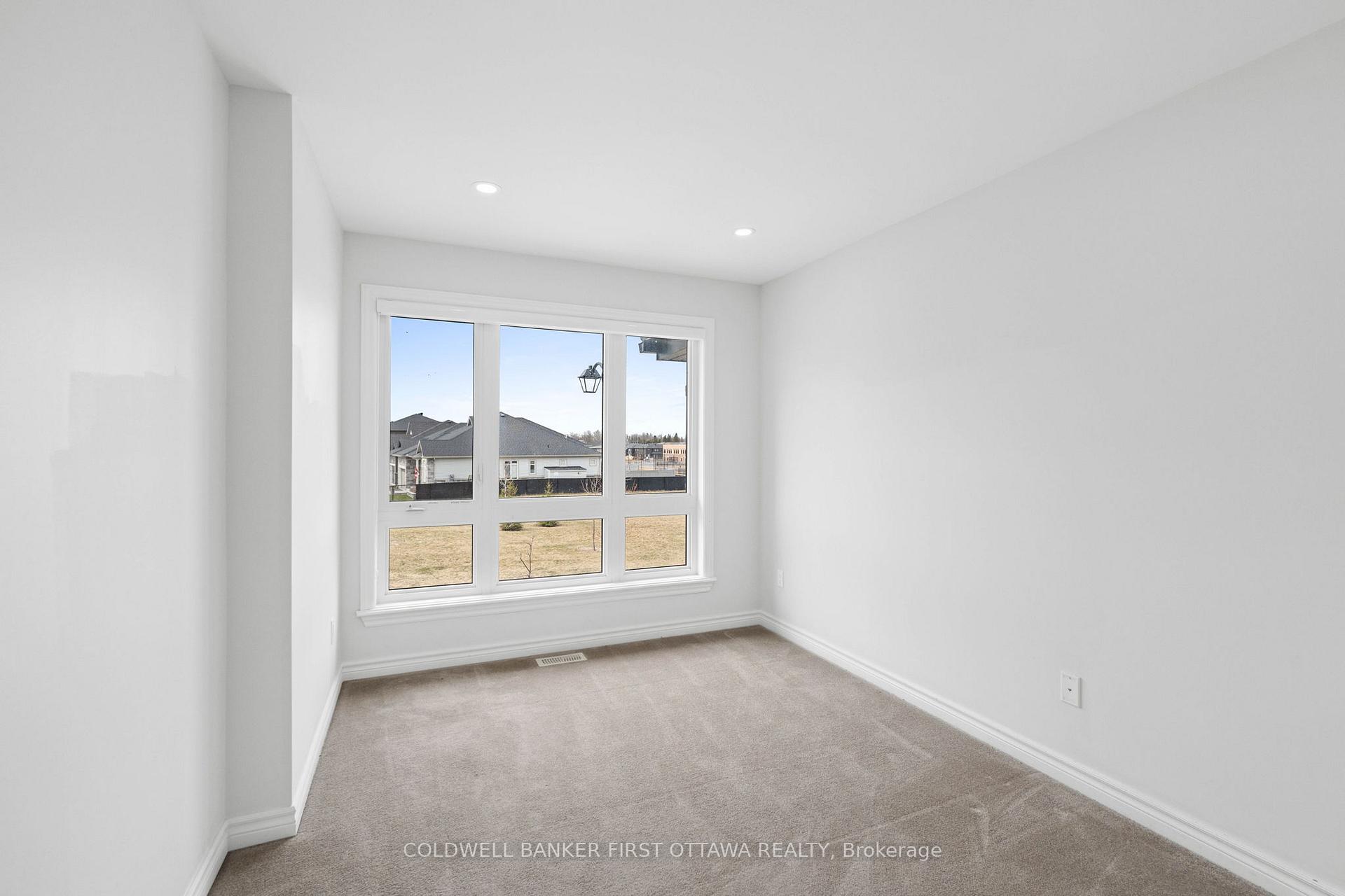 Photo 35 of 47 Salamander Way, Ottawa, Blossom Park/Kemp Park/Findlay Creek — HOMEH