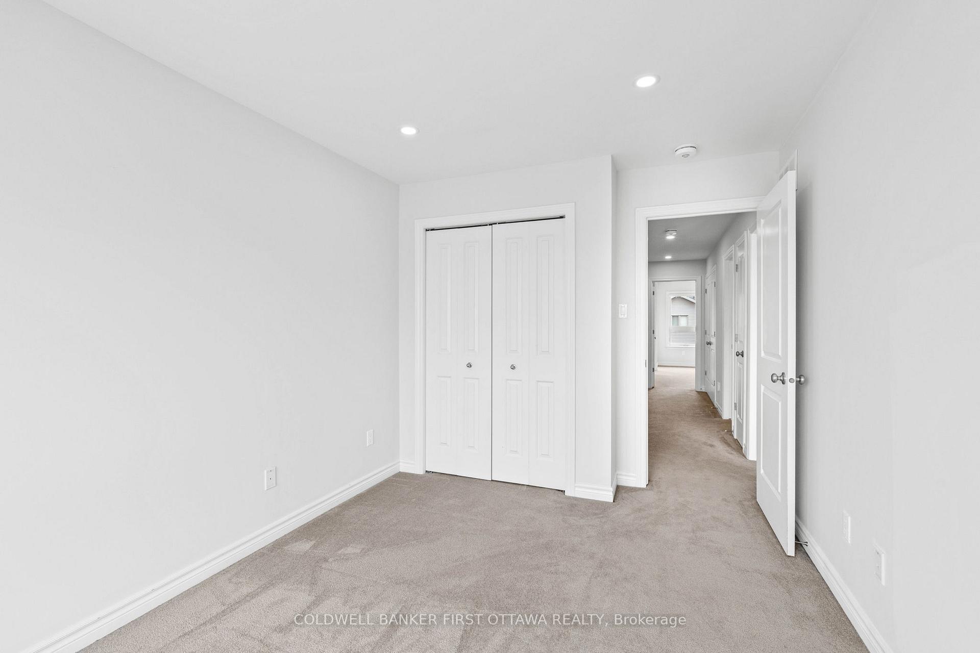 Photo 36 of 47 Salamander Way, Ottawa, Blossom Park/Kemp Park/Findlay Creek — HOMEH