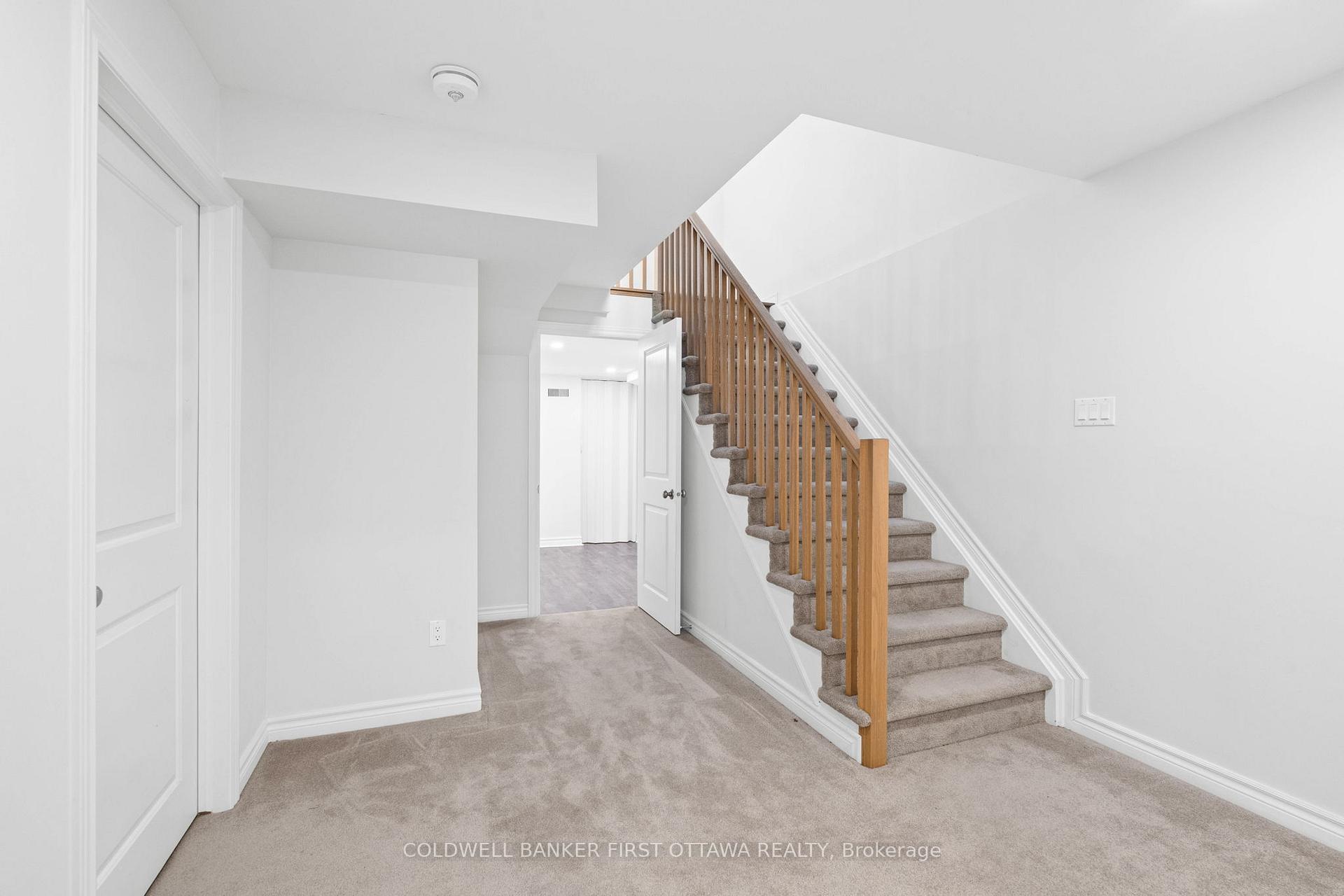 Photo 37 of 47 Salamander Way, Ottawa, Blossom Park/Kemp Park/Findlay Creek — HOMEH