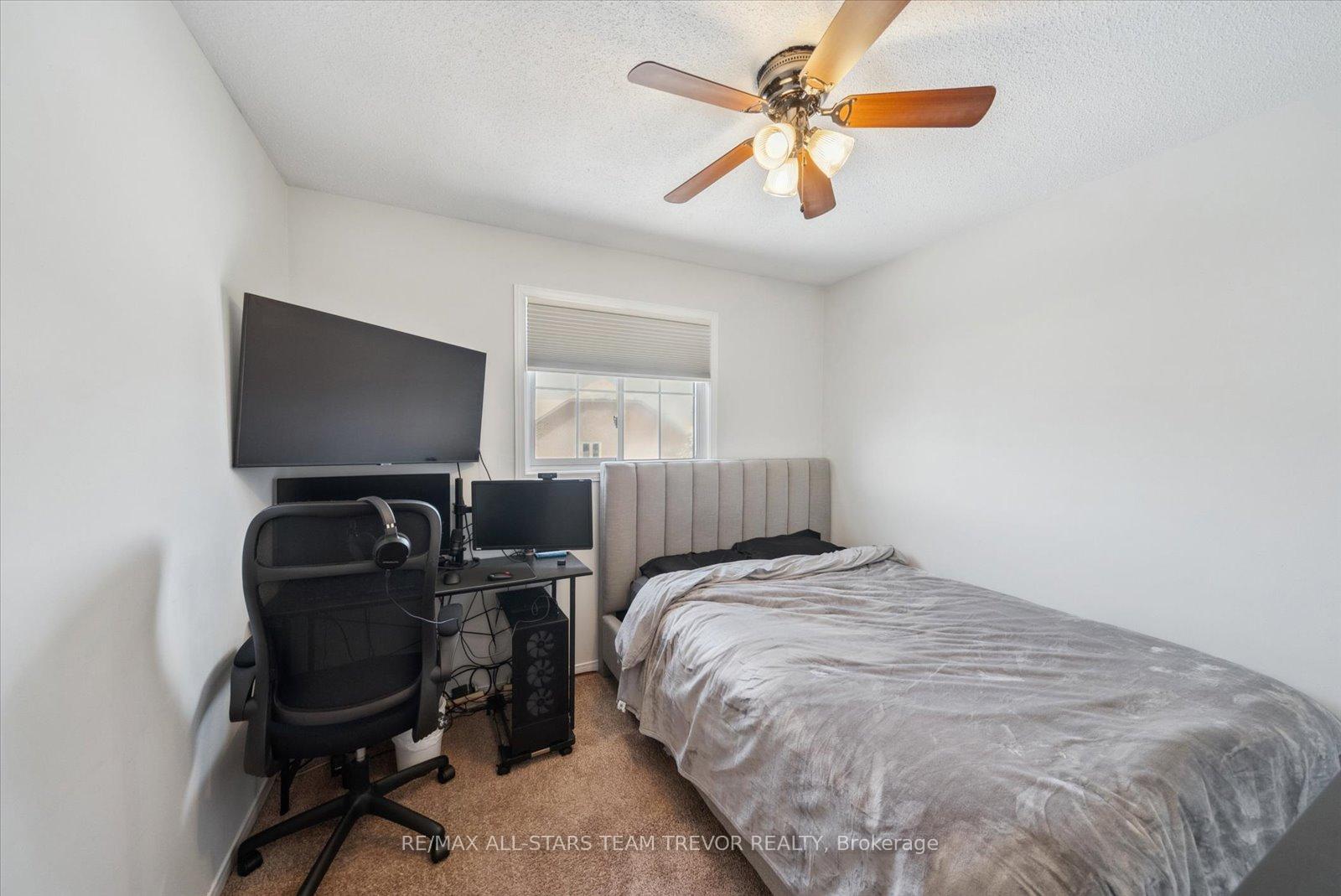 Photo 22 of 172 Carrick Avenue, Georgina, Keswick North — HOMEH