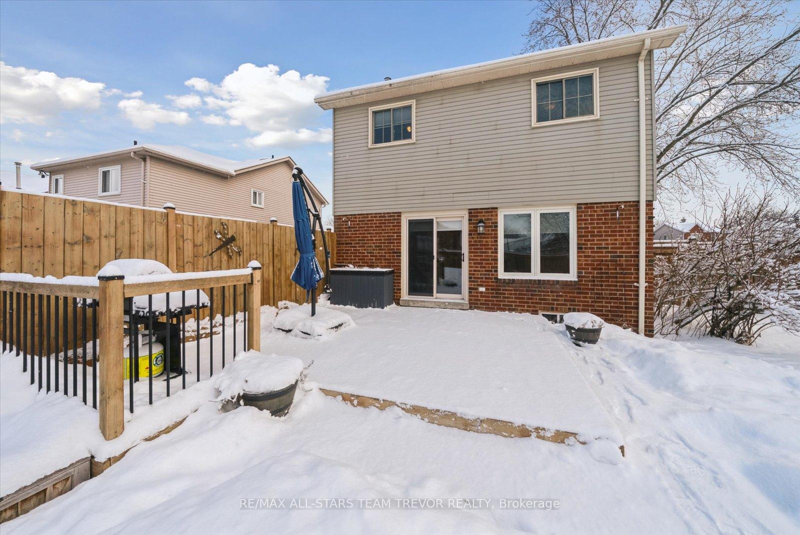 Photo 32 of 172 Carrick Avenue, Georgina, Keswick North — HOMEH