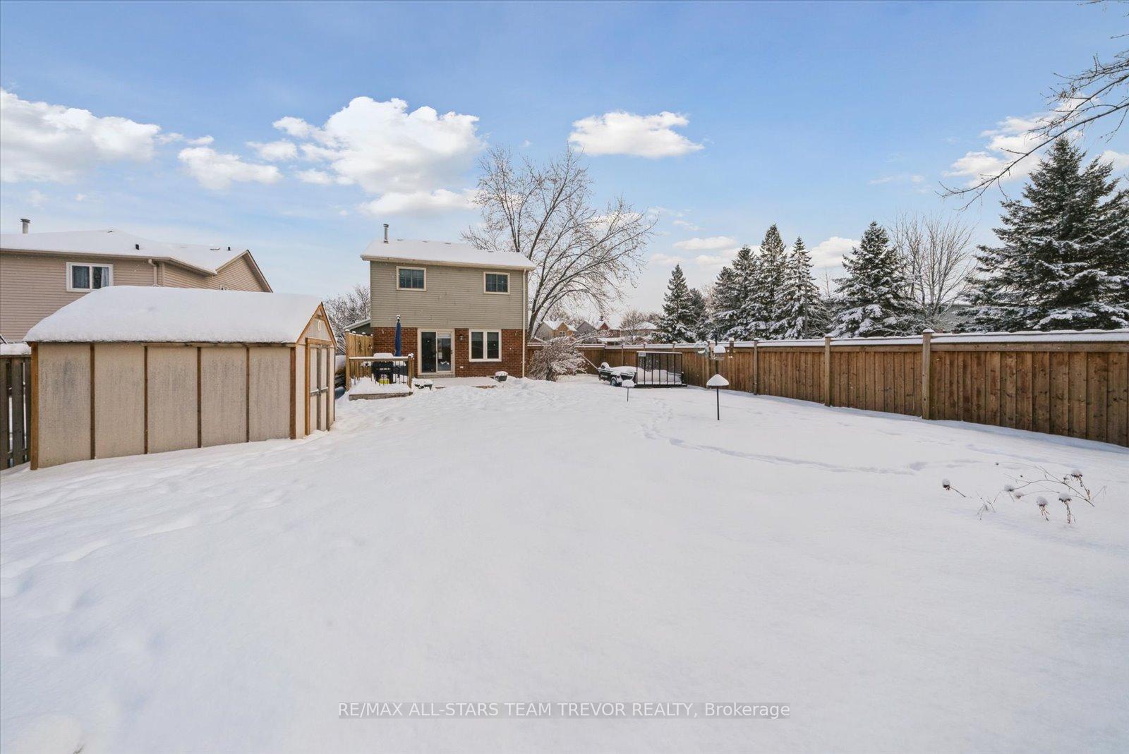 Photo 36 of 172 Carrick Avenue, Georgina, Keswick North — HOMEH