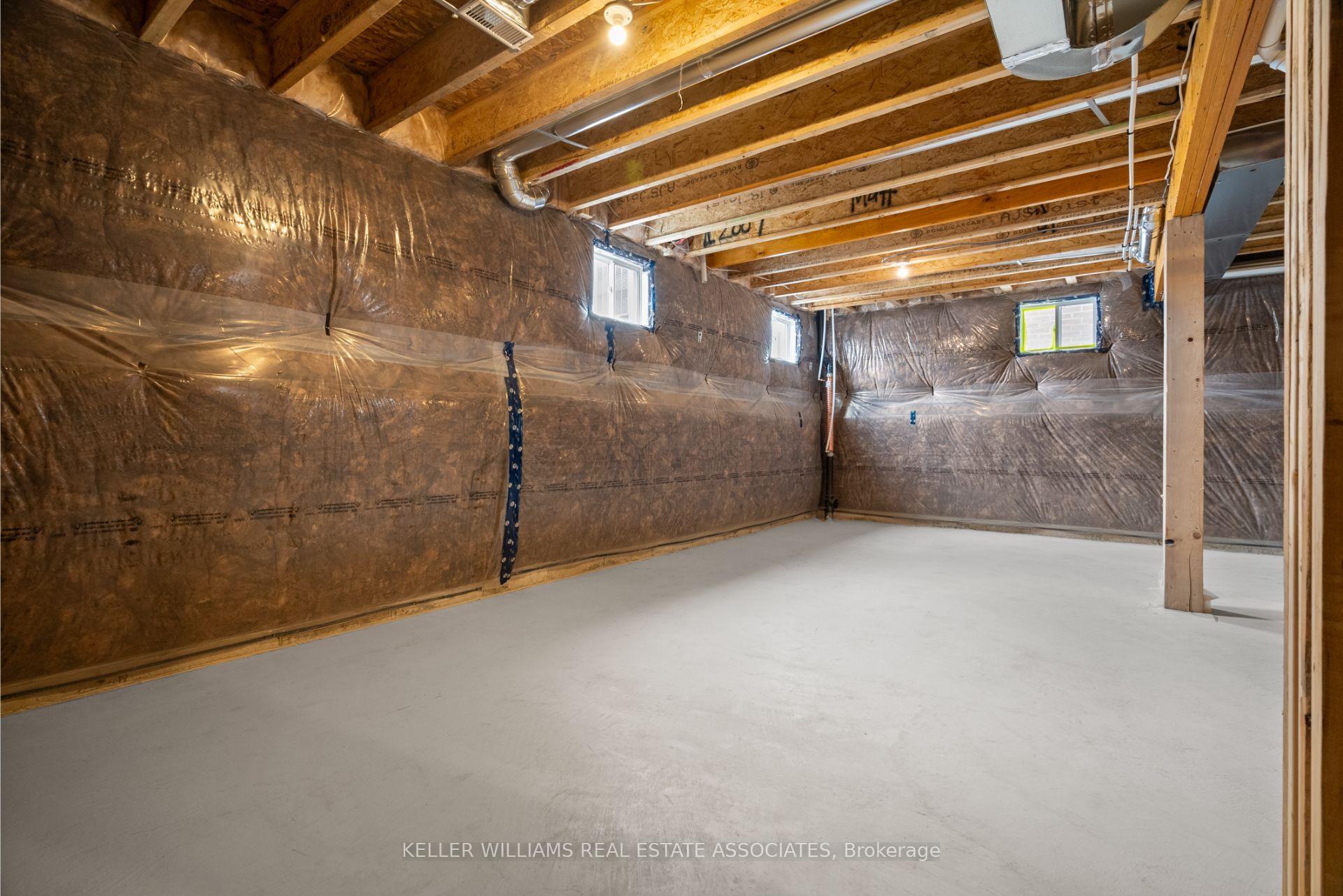 Photo 32 of 14 Aster Woods Drive, Caledon, Rural Caledon — HOMEH