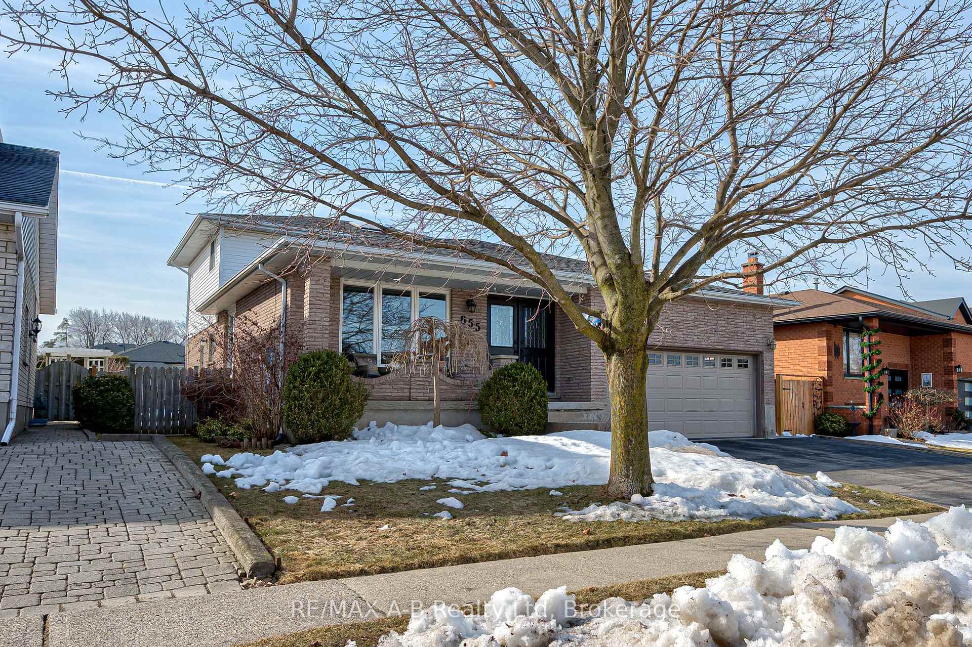 Photo 1 of 655 Champlain Boulevard, Cambridge — HOMEH