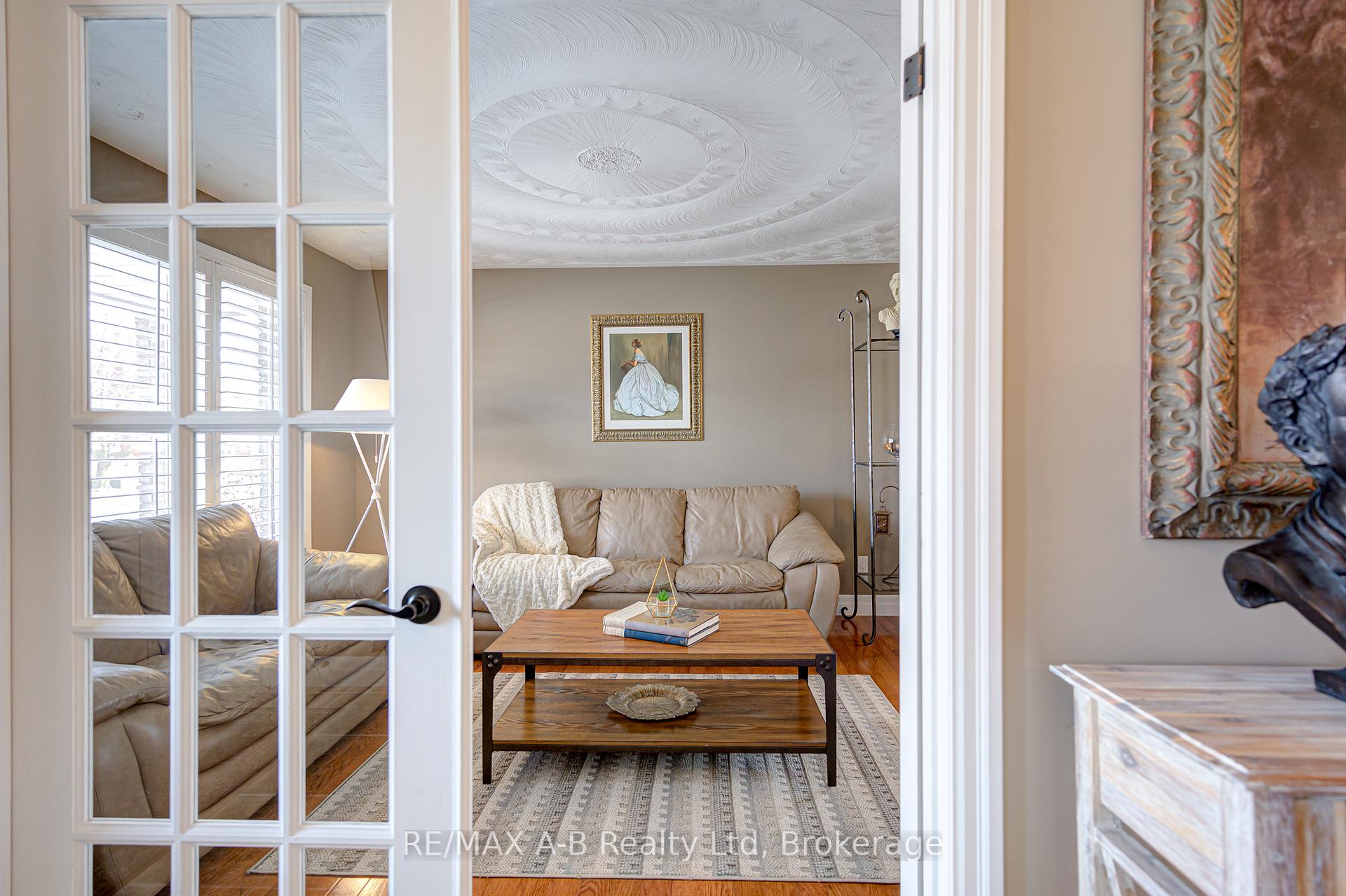 Photo 13 of 655 Champlain Boulevard, Cambridge — HOMEH