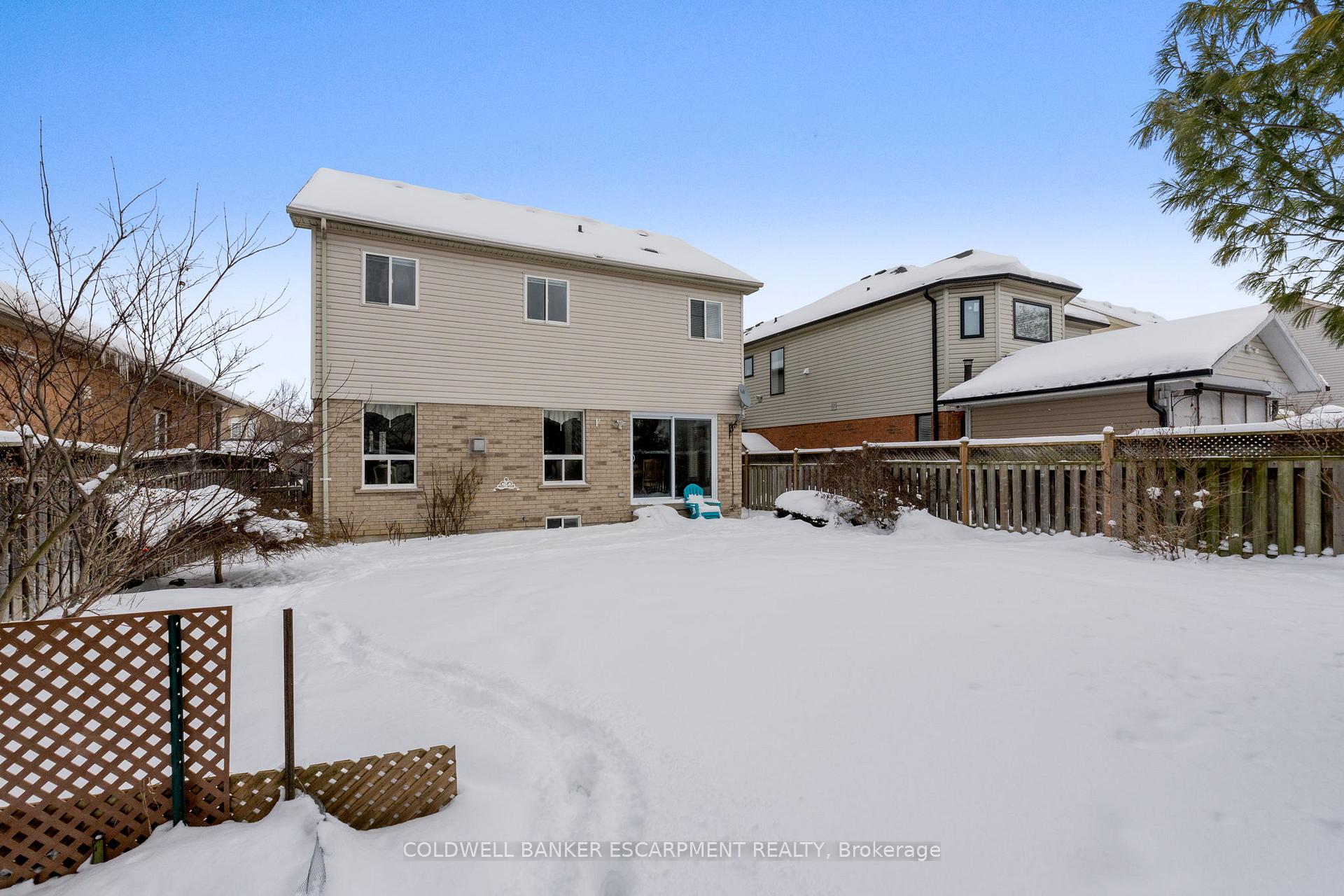 Photo 30 of 17 Spruce Boulevard, Halton Hills, Acton — HOMEH