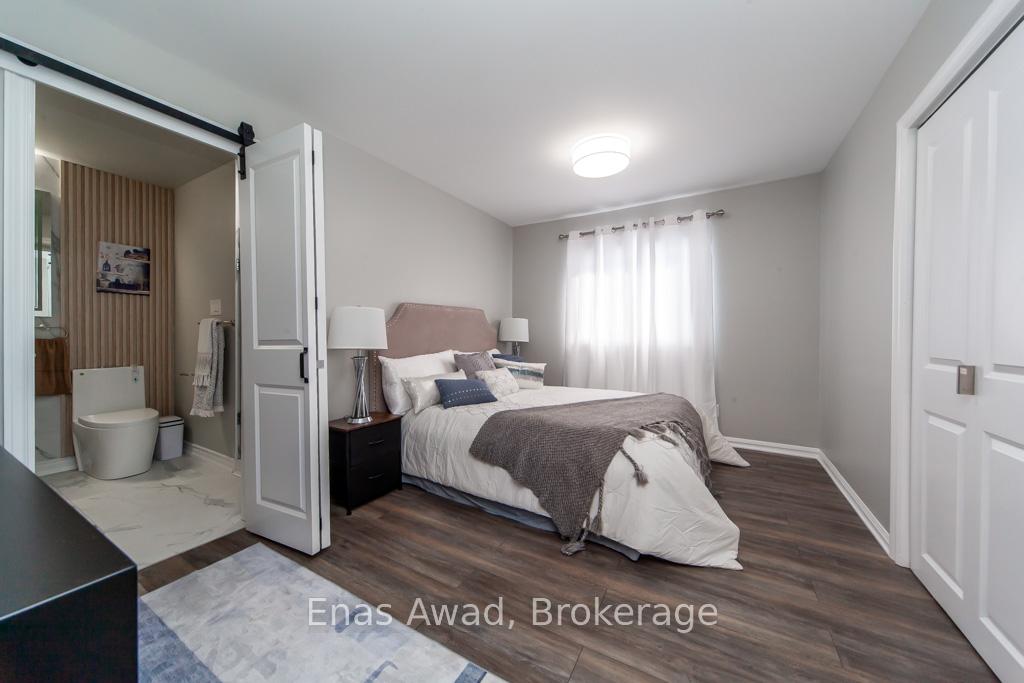 Photo 15 of 233 Cameron Crescent, Georgina, Keswick North — HOMEH