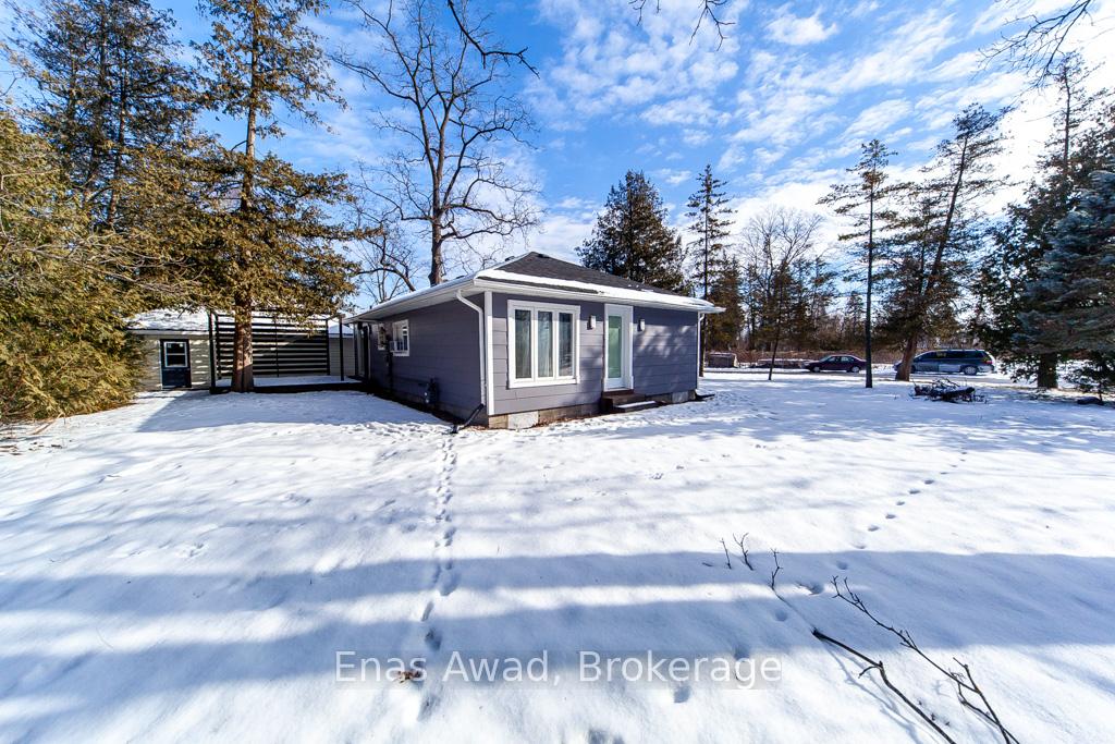 Photo 21 of 233 Cameron Crescent, Georgina, Keswick North — HOMEH