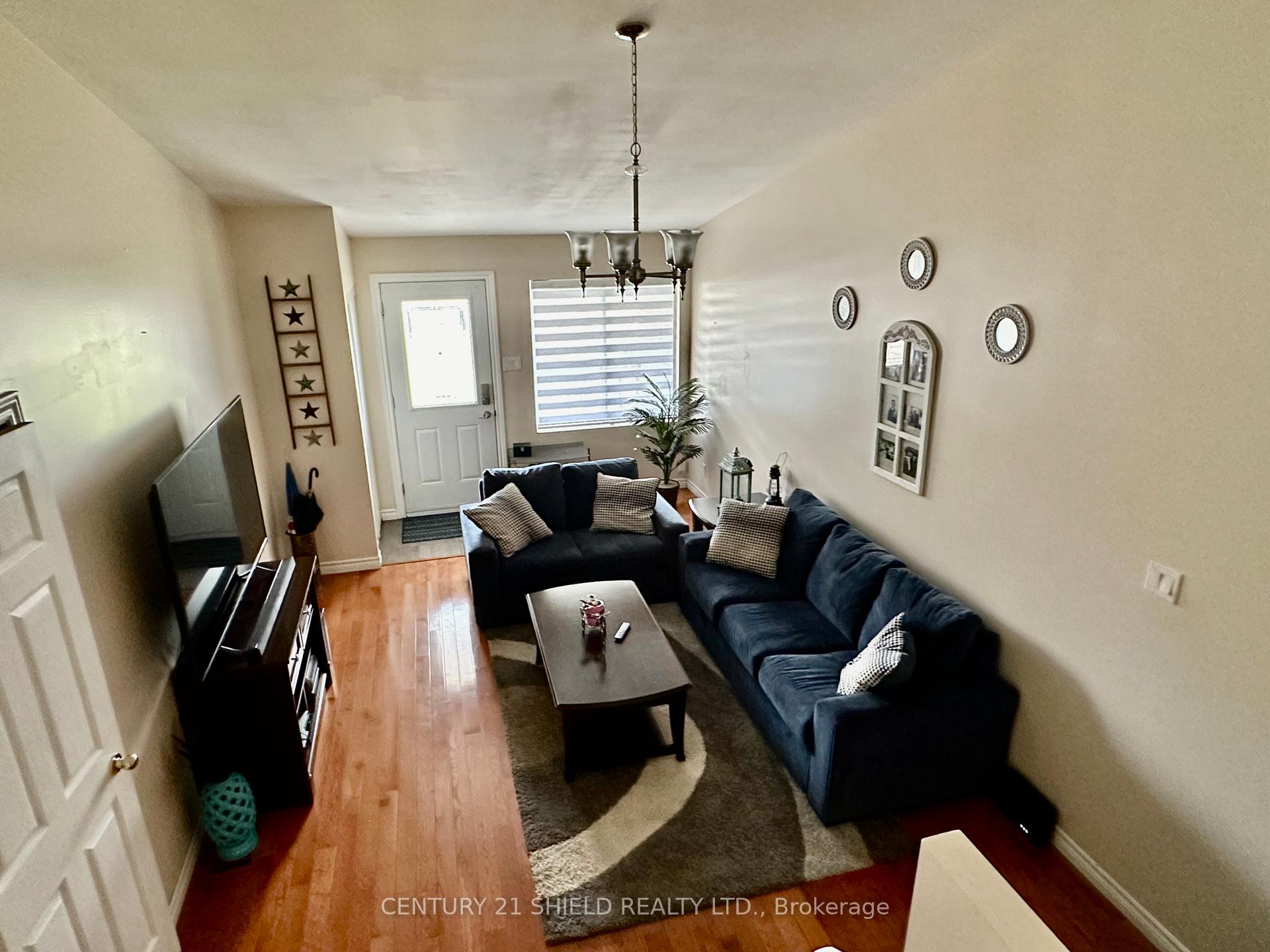 Photo 2 of 391 Emma Avenue, Cornwall — HOMEH