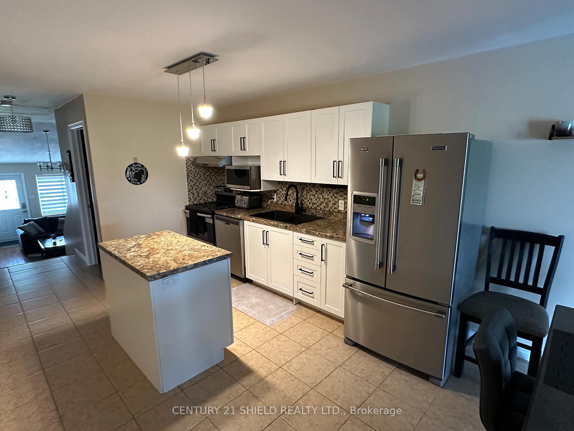 Photo 4 of 391 Emma Avenue, Cornwall — HOMEH