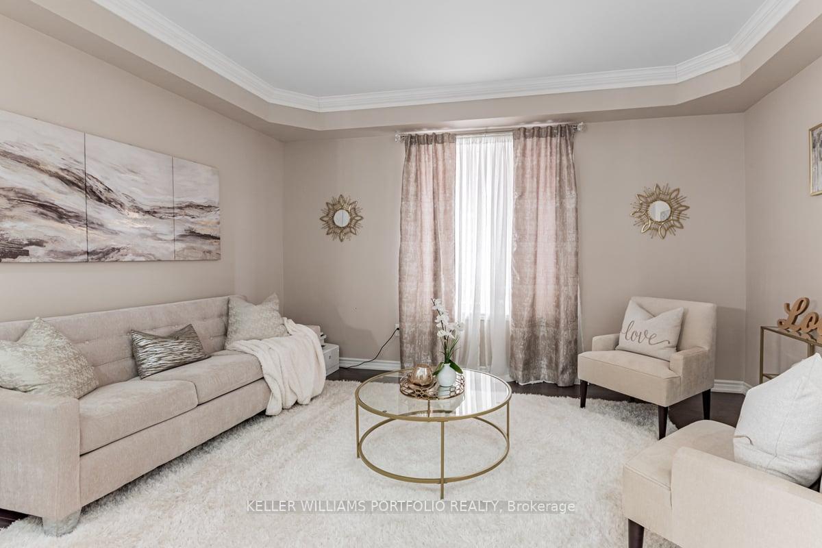 Photo 6 of 42 Willoughby Place, Clarington, Bowmanville — HOMEH