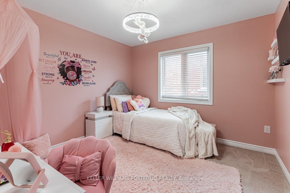 Photo 30 of 42 Willoughby Place, Clarington, Bowmanville — HOMEH
