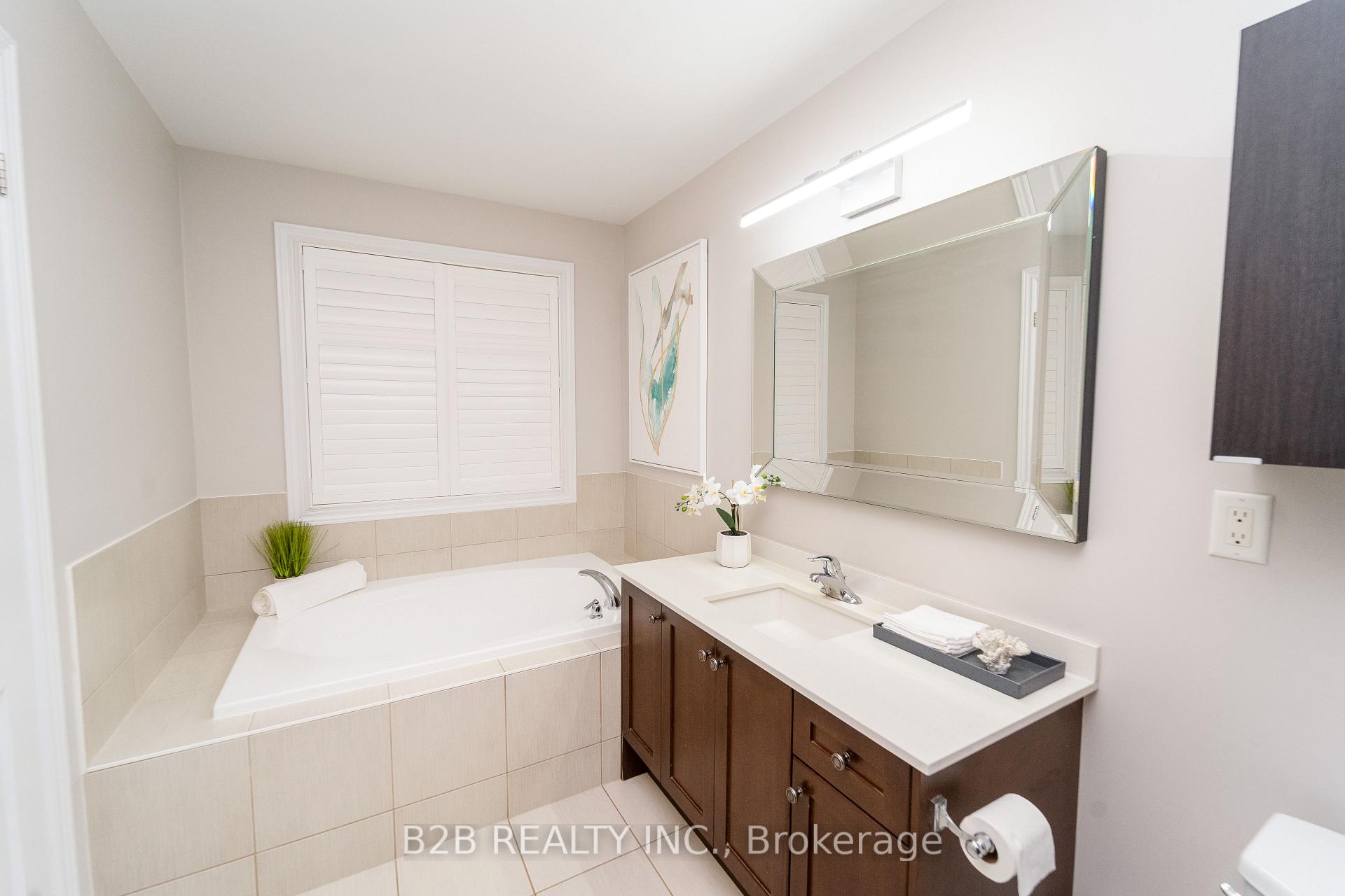 Photo 14 of 12 Nectarlane Avenue, Caledon, Rural Caledon — HOMEH