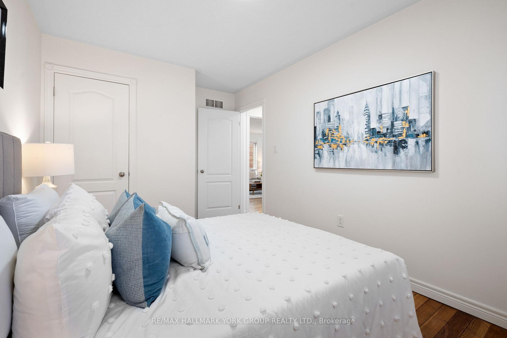 Photo 13 of 153 Fairwood Drive, Georgina, Keswick South — HOMEH