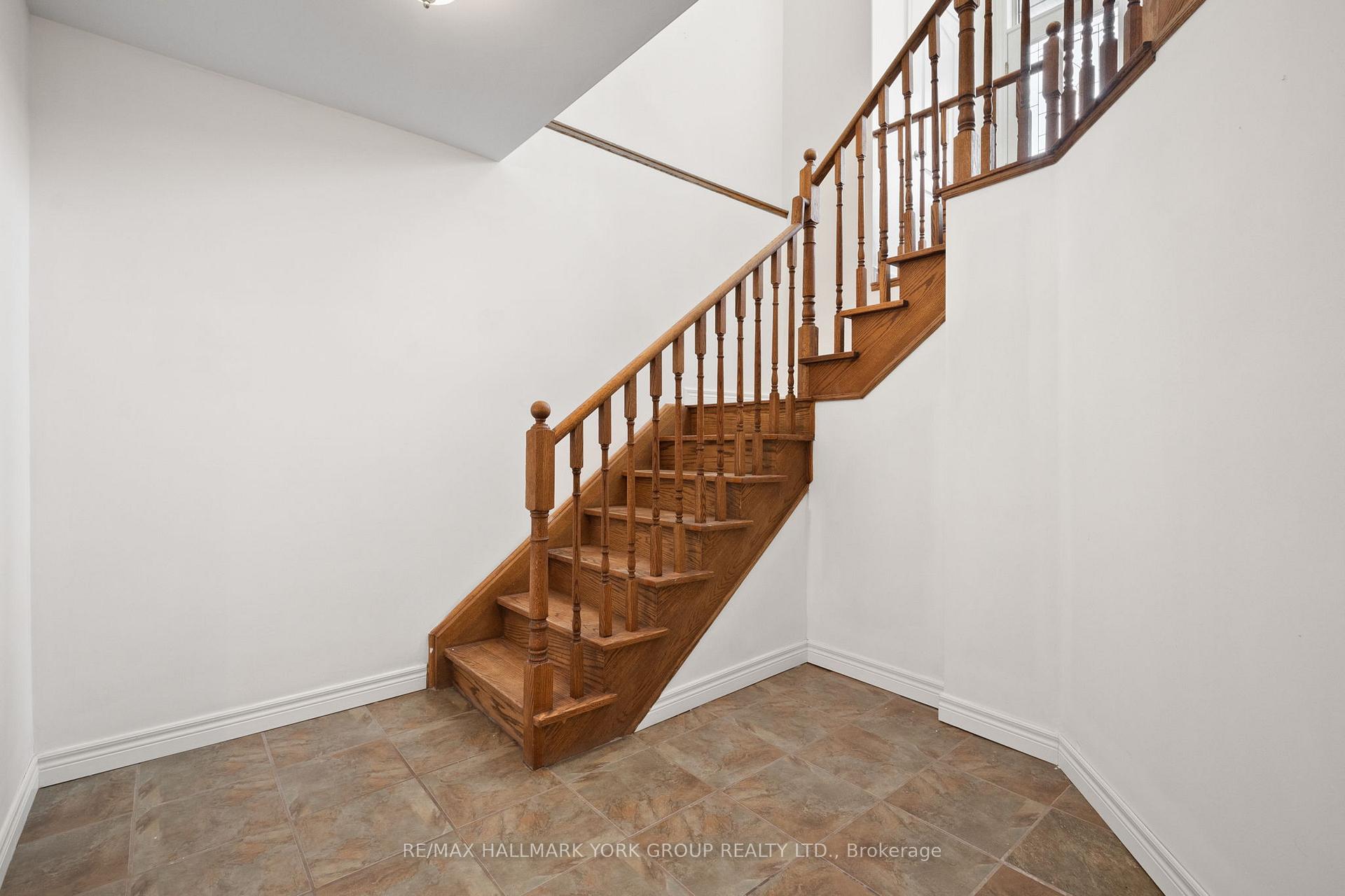 Photo 23 of 153 Fairwood Drive, Georgina, Keswick South — HOMEH
