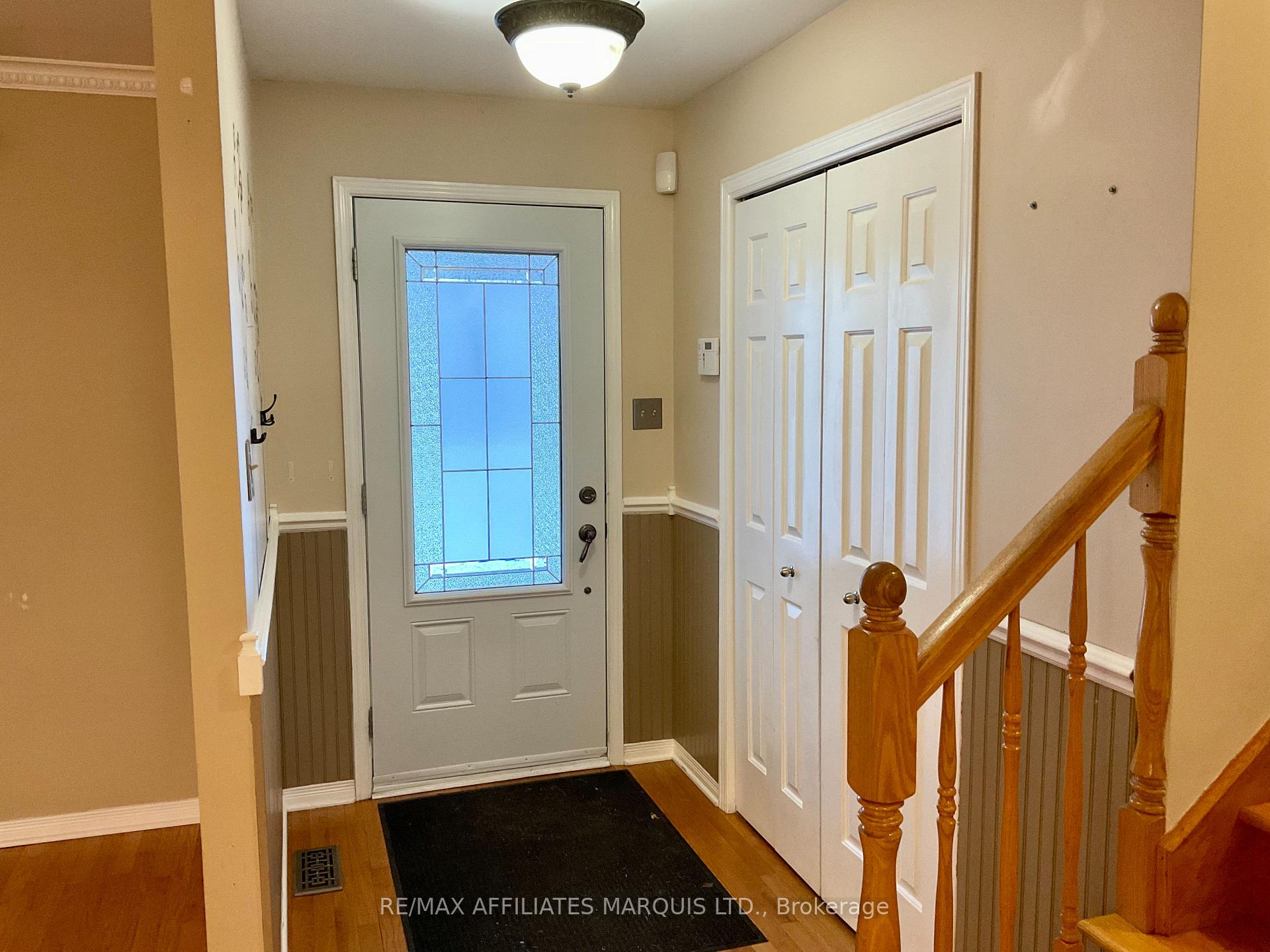 Photo 3 of 1360 Lancaster Crescent, Cornwall — HOMEH