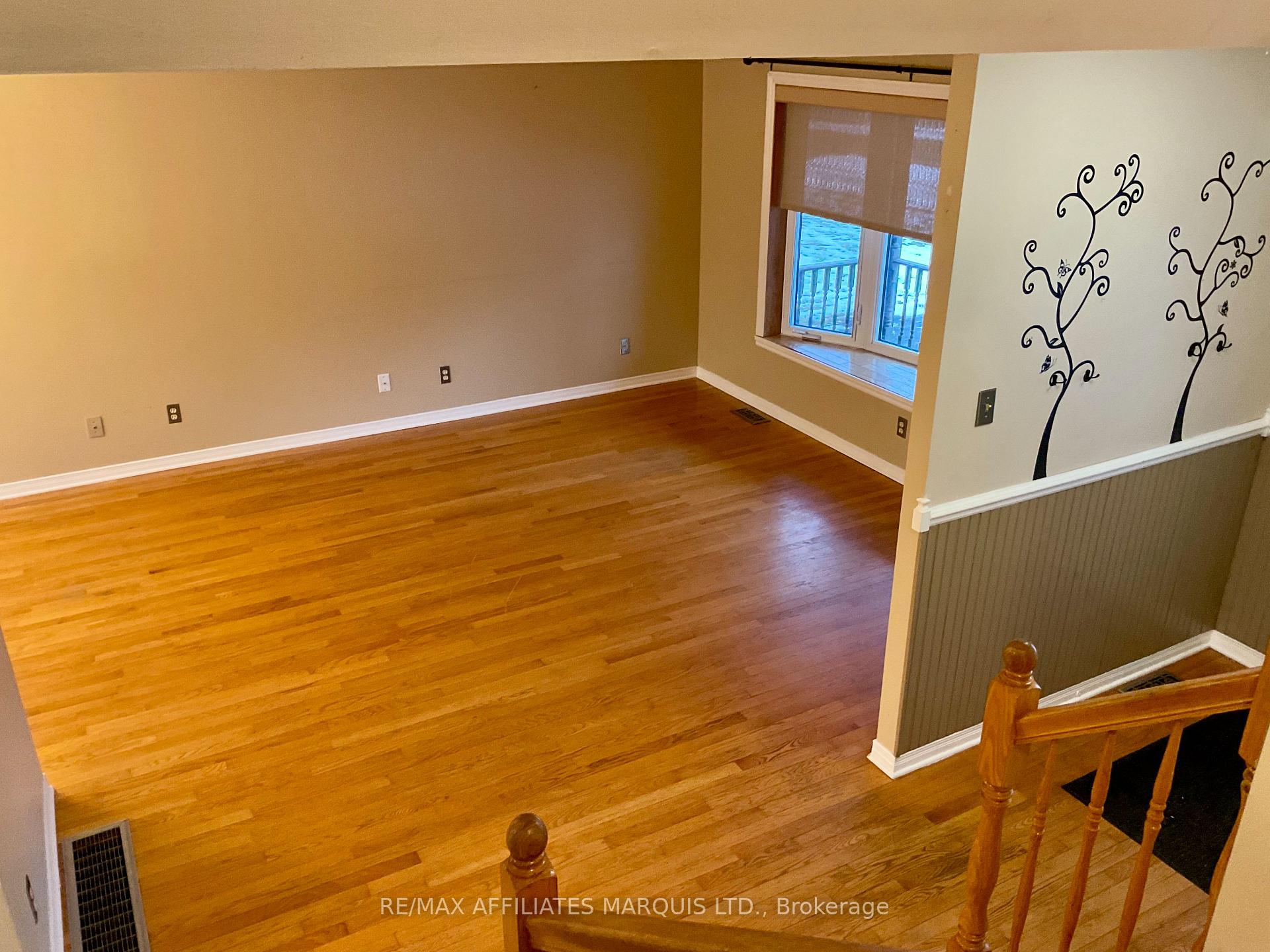 Photo 19 of 1360 Lancaster Crescent, Cornwall — HOMEH