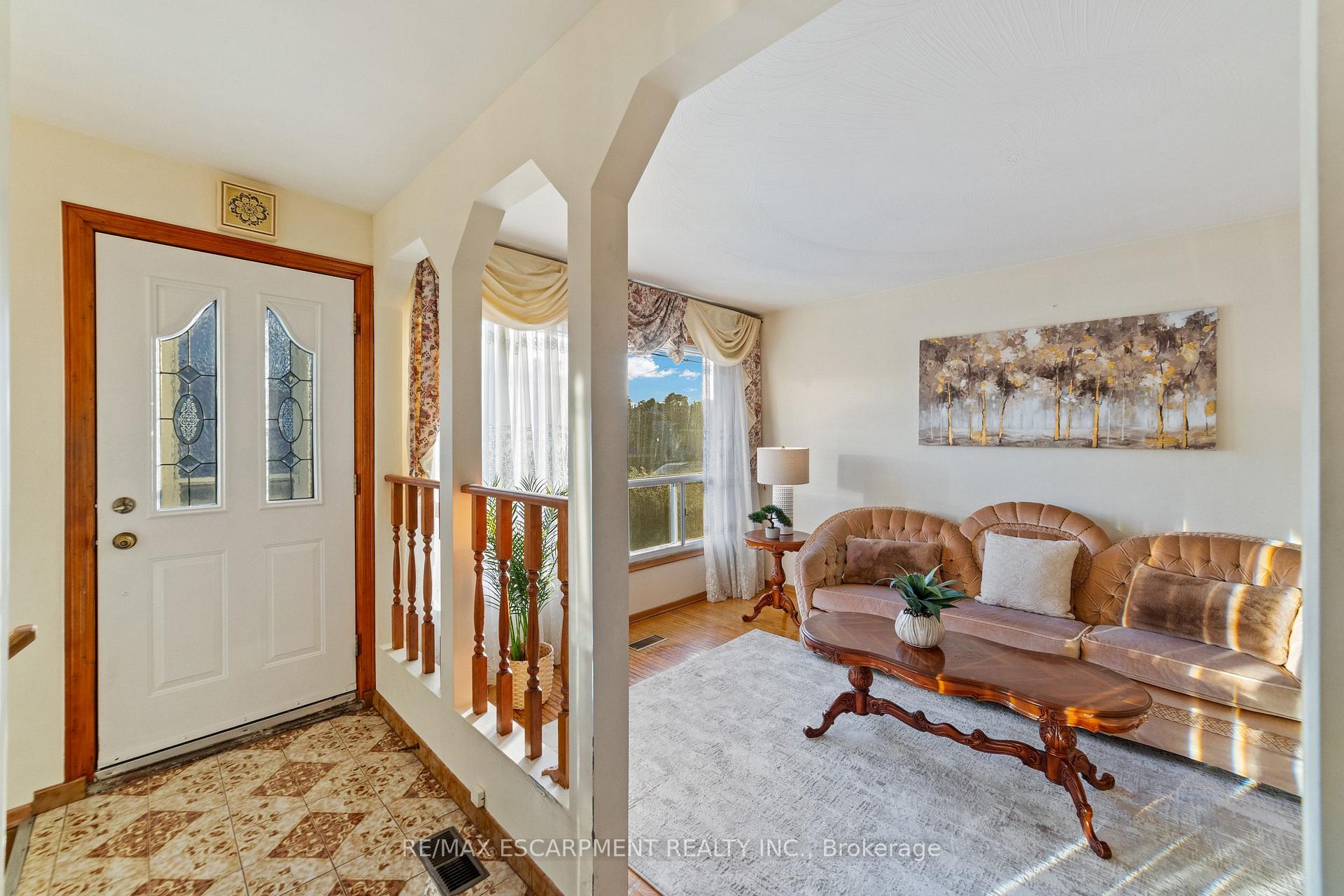 Photo 4 of 99 Edinburgh Avenue, Hamilton, Crown Point — HOMEH