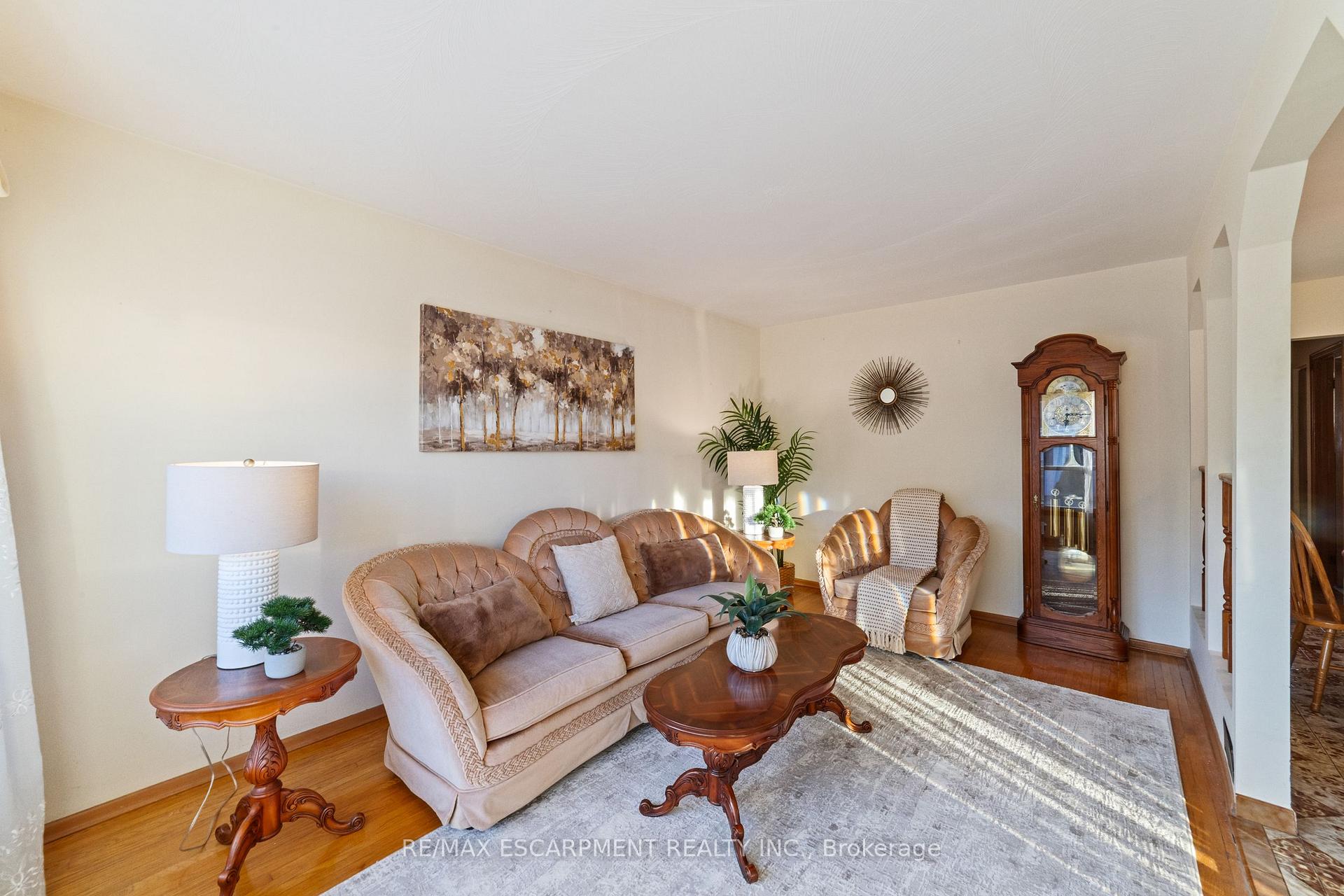 Photo 5 of 99 Edinburgh Avenue, Hamilton, Crown Point — HOMEH