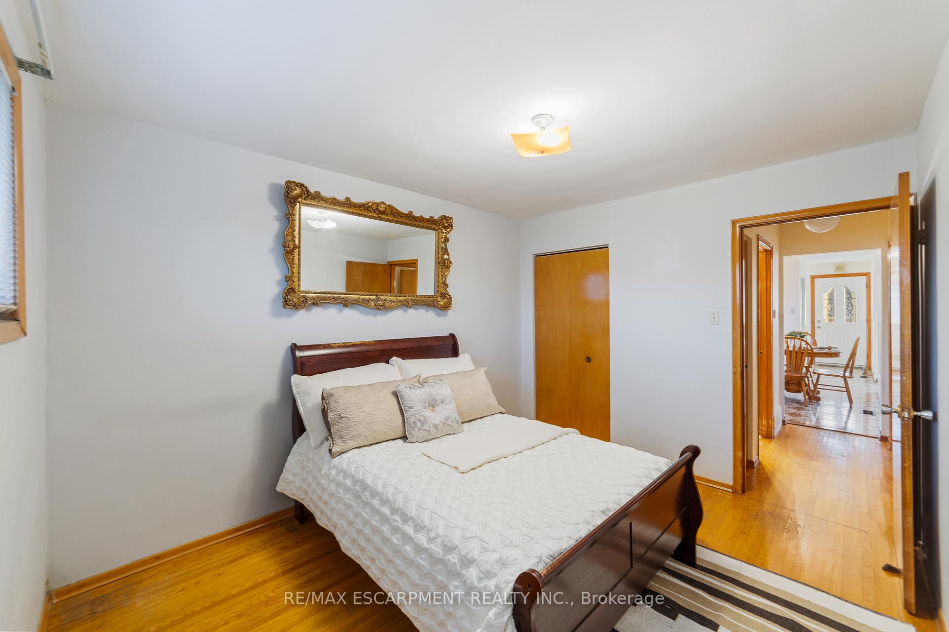 Photo 16 of 99 Edinburgh Avenue, Hamilton, Crown Point — HOMEH