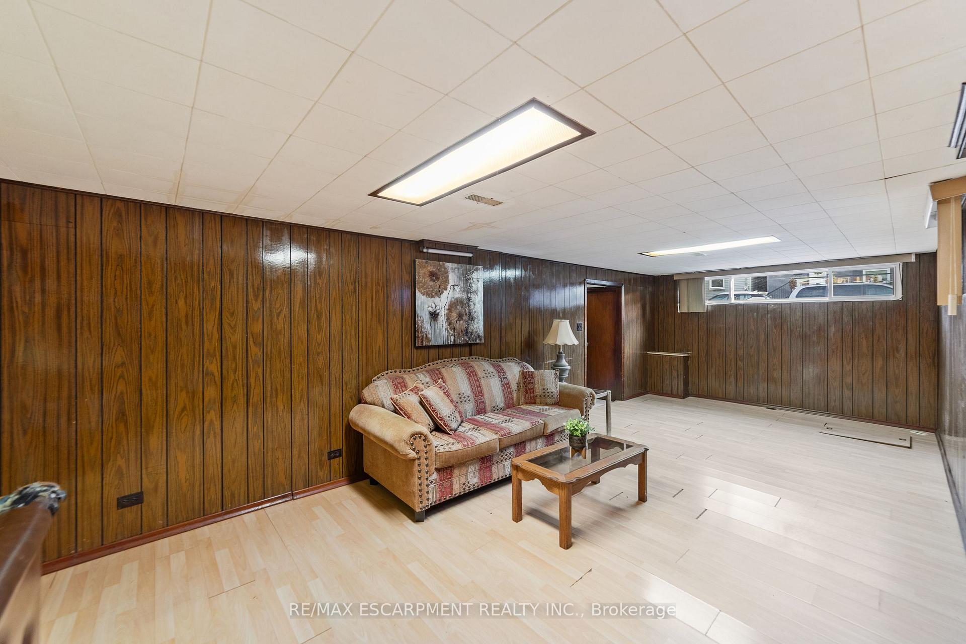 Photo 22 of 99 Edinburgh Avenue, Hamilton, Crown Point — HOMEH