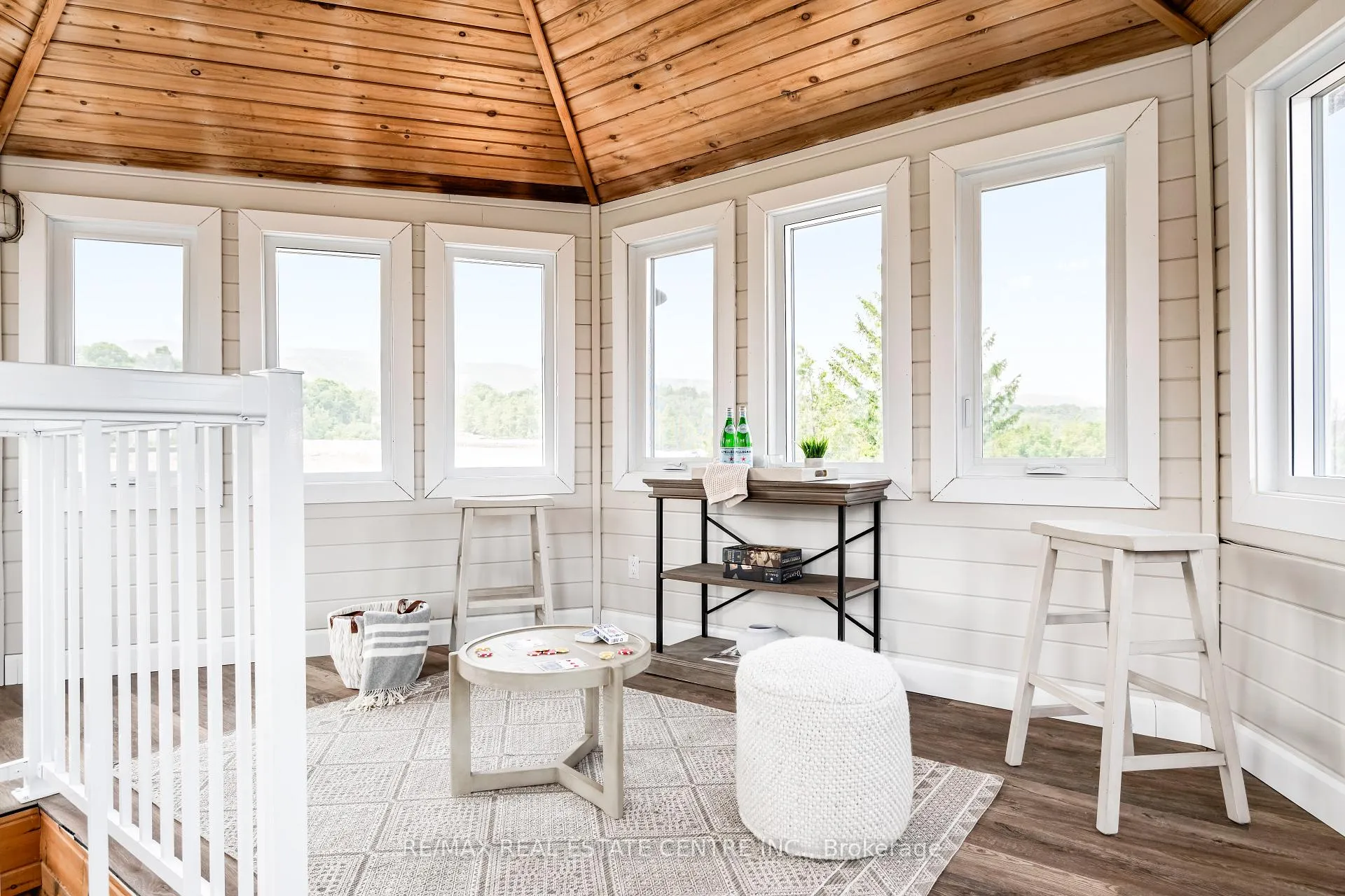 Photo 28 of 188 Lakeshore Road E, Blue Mountains — HOMEH