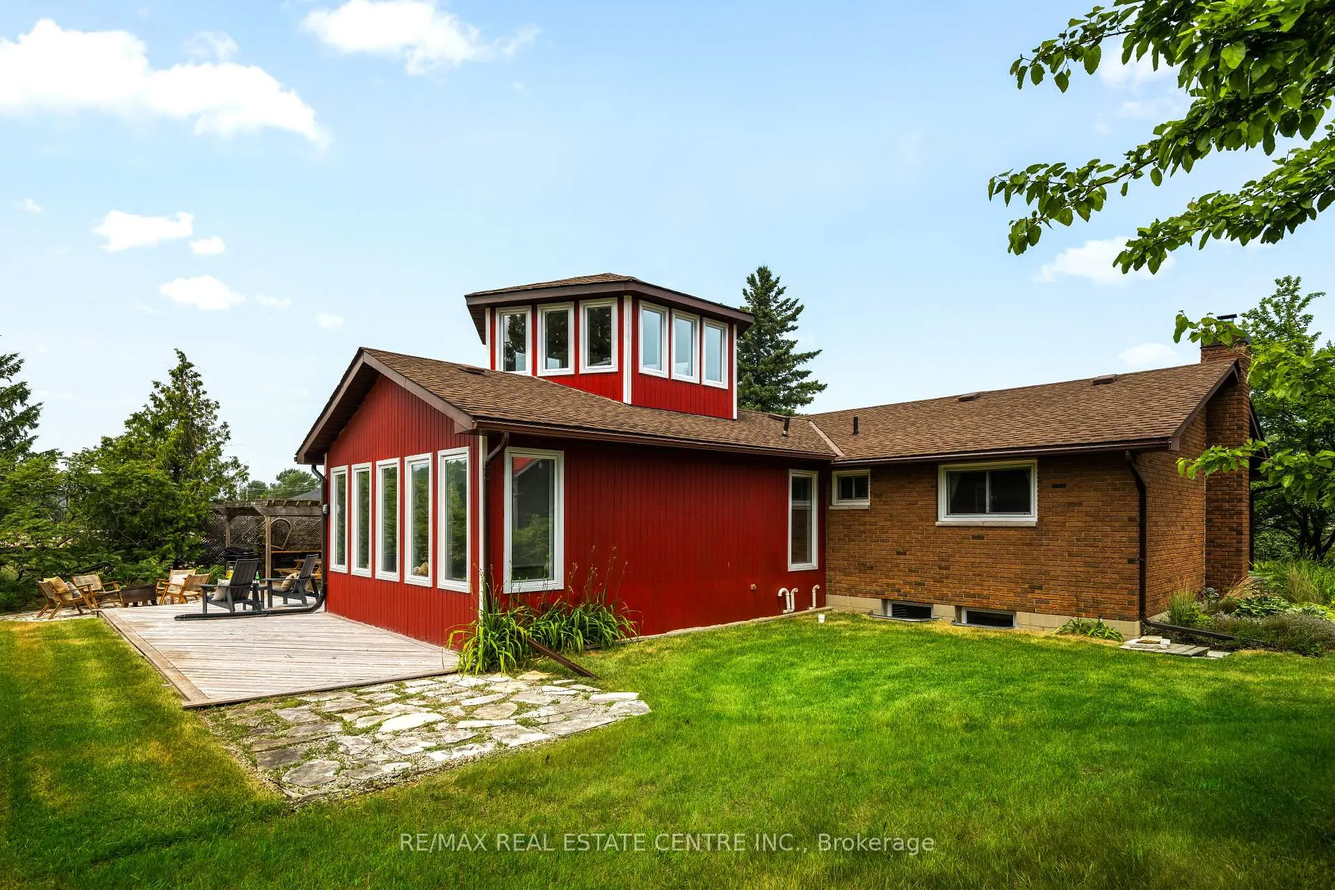 Photo 43 of 188 Lakeshore Road E, Blue Mountains — HOMEH