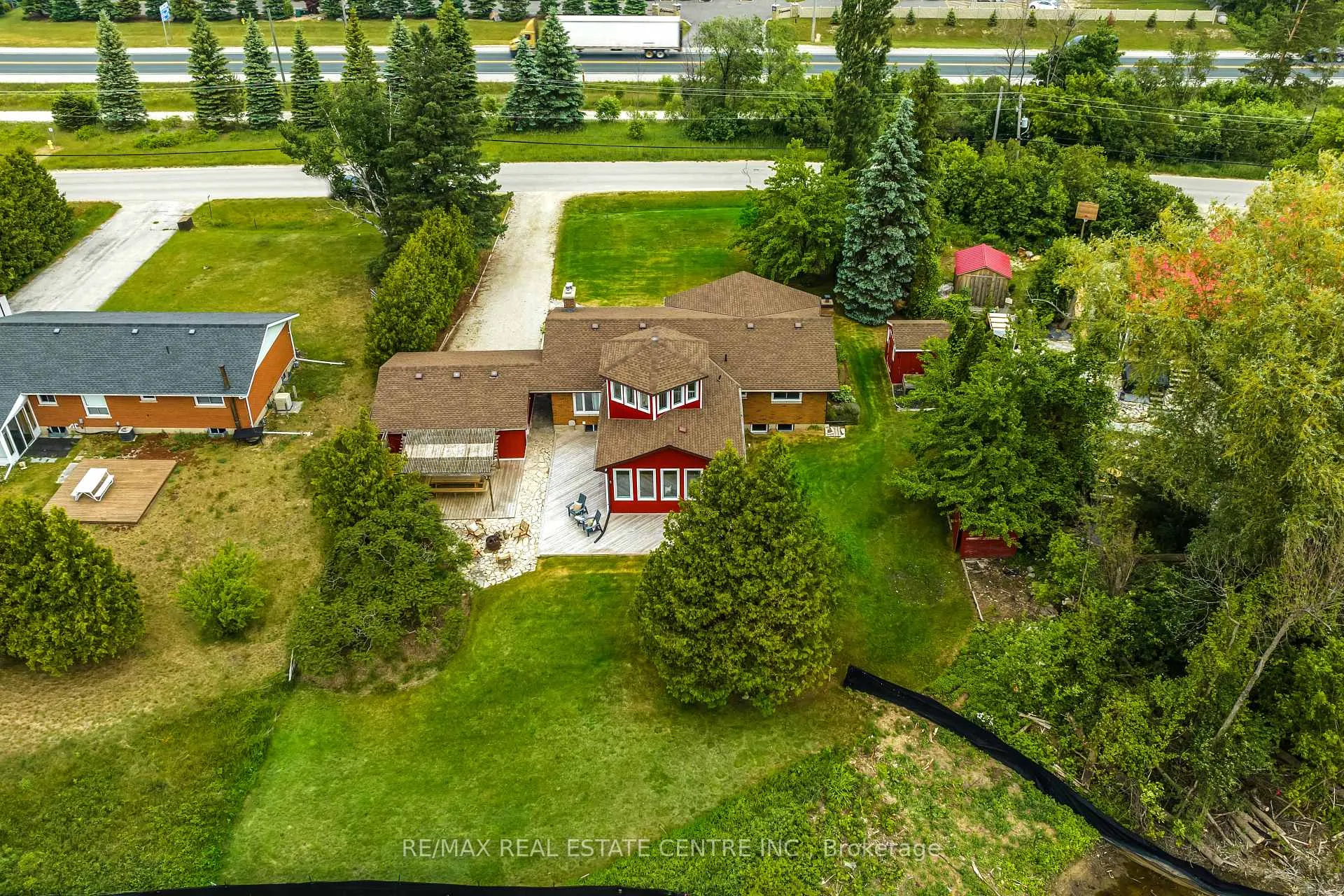 Photo 45 of 188 Lakeshore Road E, Blue Mountains — HOMEH