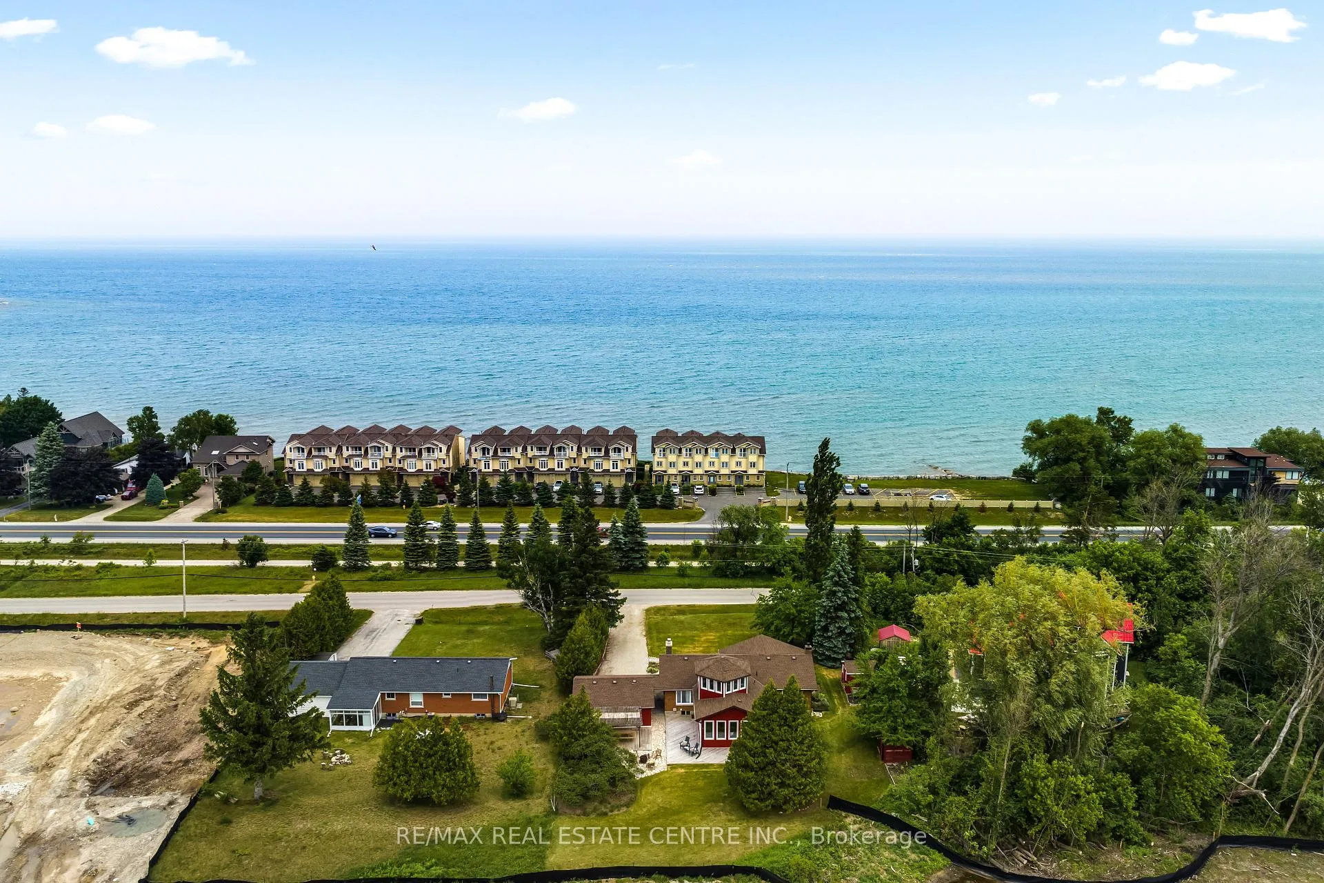 Photo 48 of 188 Lakeshore Road E, Blue Mountains — HOMEH