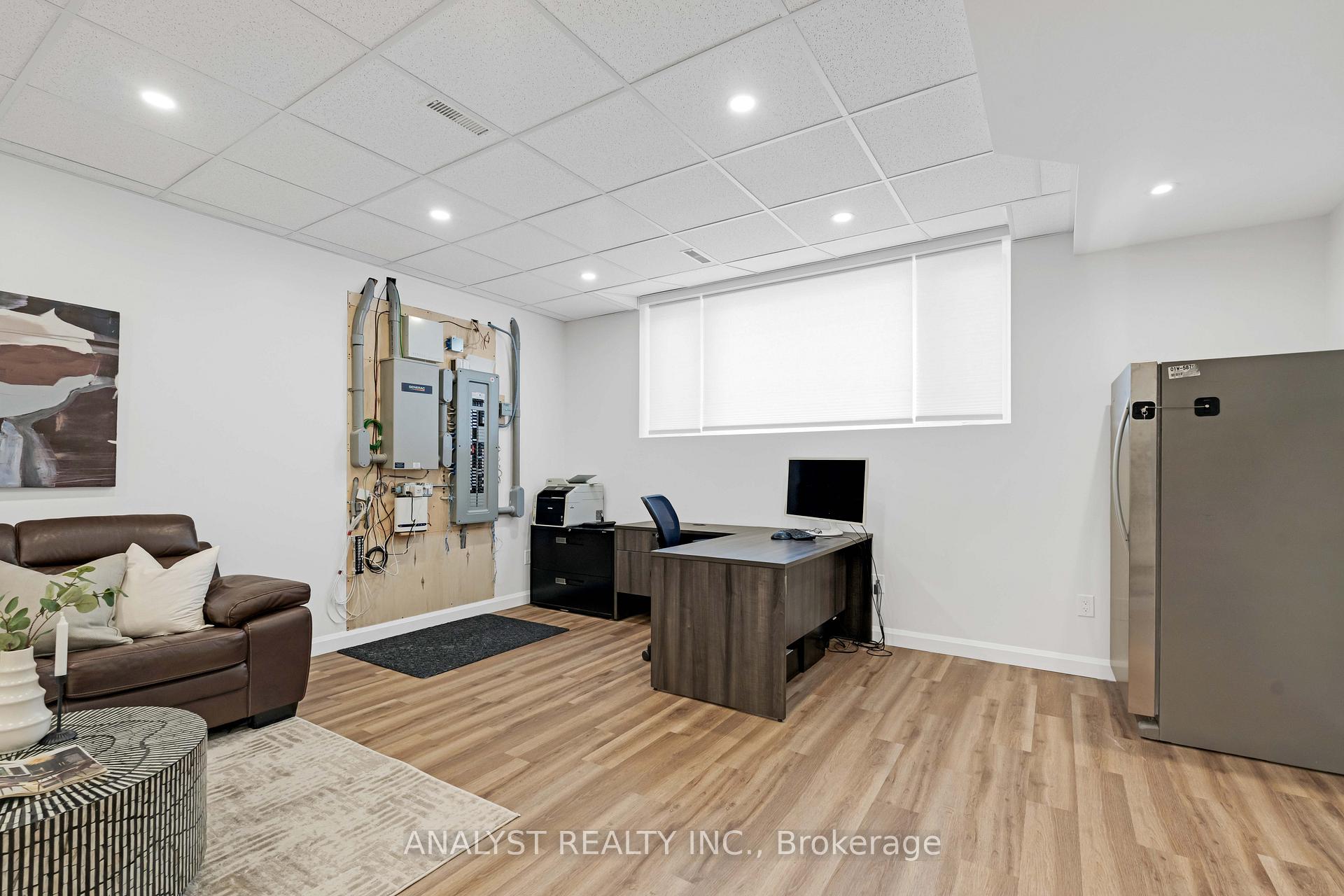 Photo 21 of 285 Glenwood Crescent, Caledon, Bolton East — HOMEH