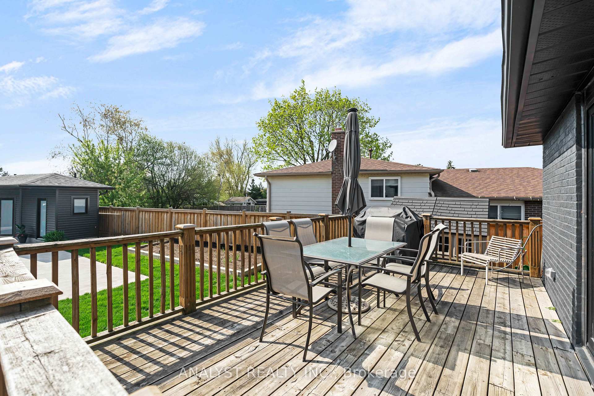 Photo 27 of 285 Glenwood Crescent, Caledon, Bolton East — HOMEH