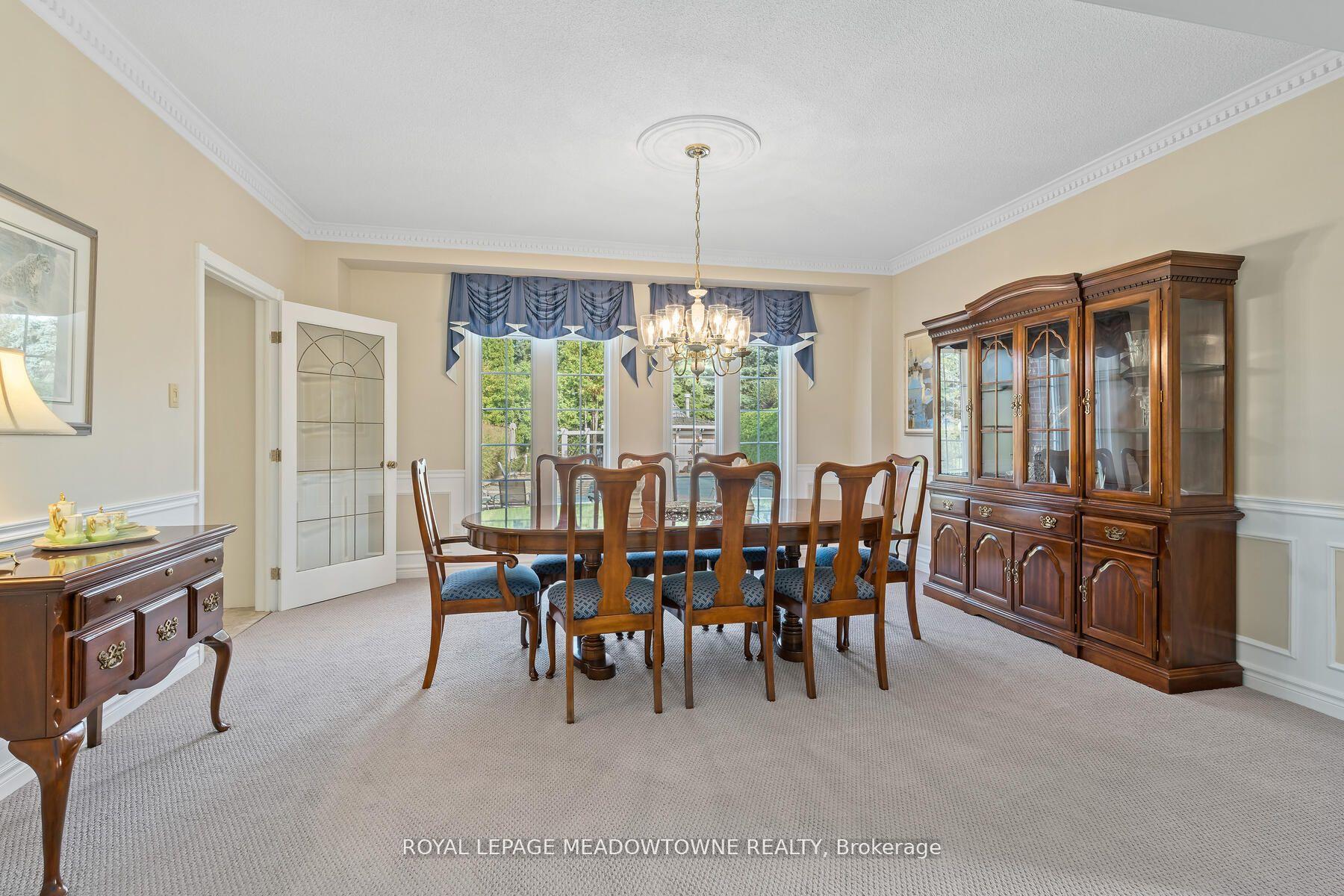 Photo 11 of 3 Meagan Drive, Halton Hills, Glen Williams — HOMEH