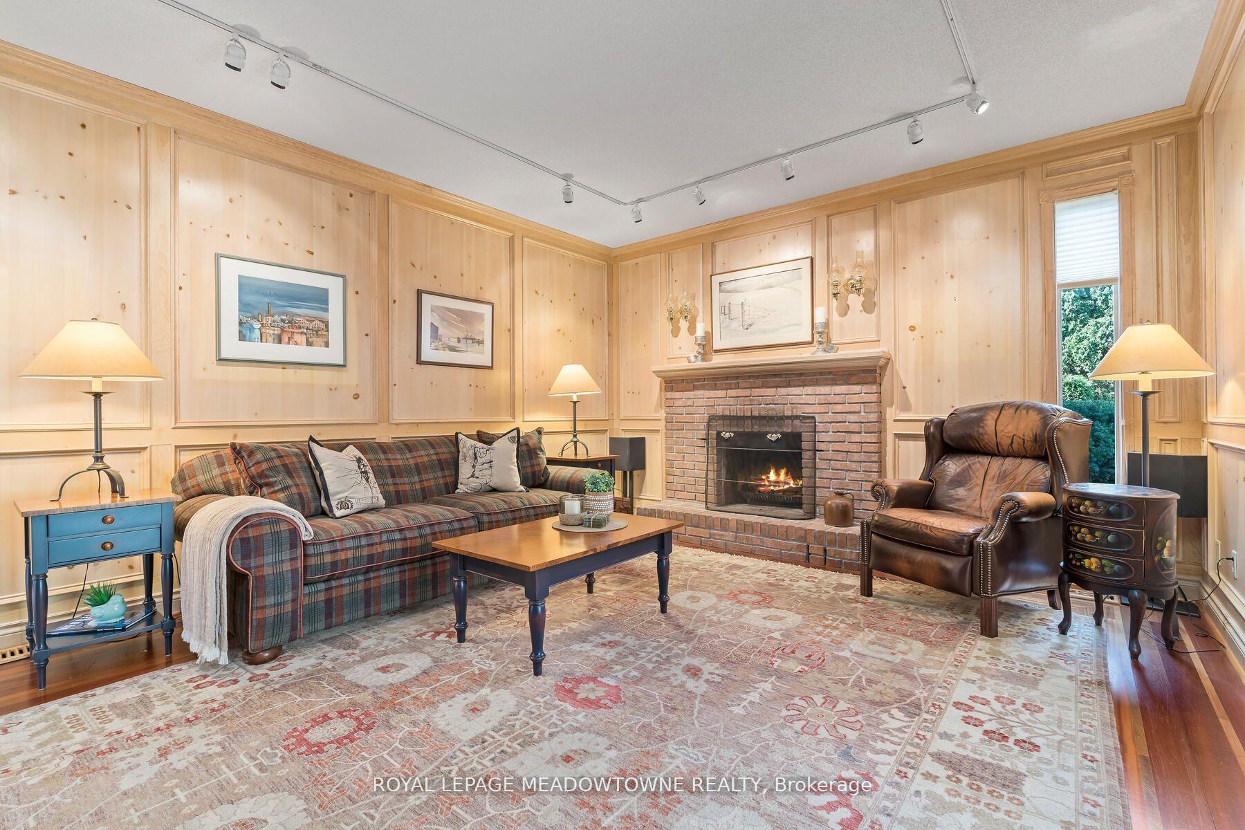 Photo 13 of 3 Meagan Drive, Halton Hills, Glen Williams — HOMEH