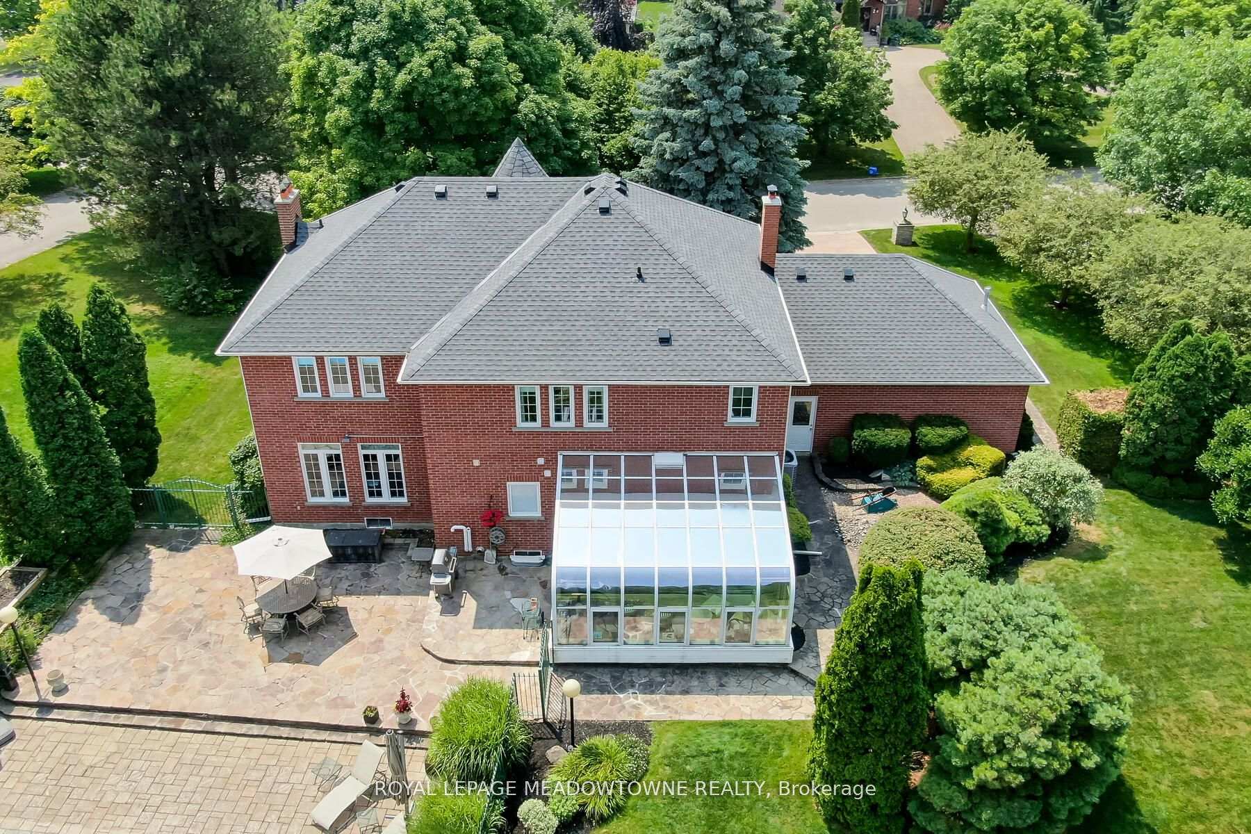 Photo 40 of 3 Meagan Drive, Halton Hills, Glen Williams — HOMEH
