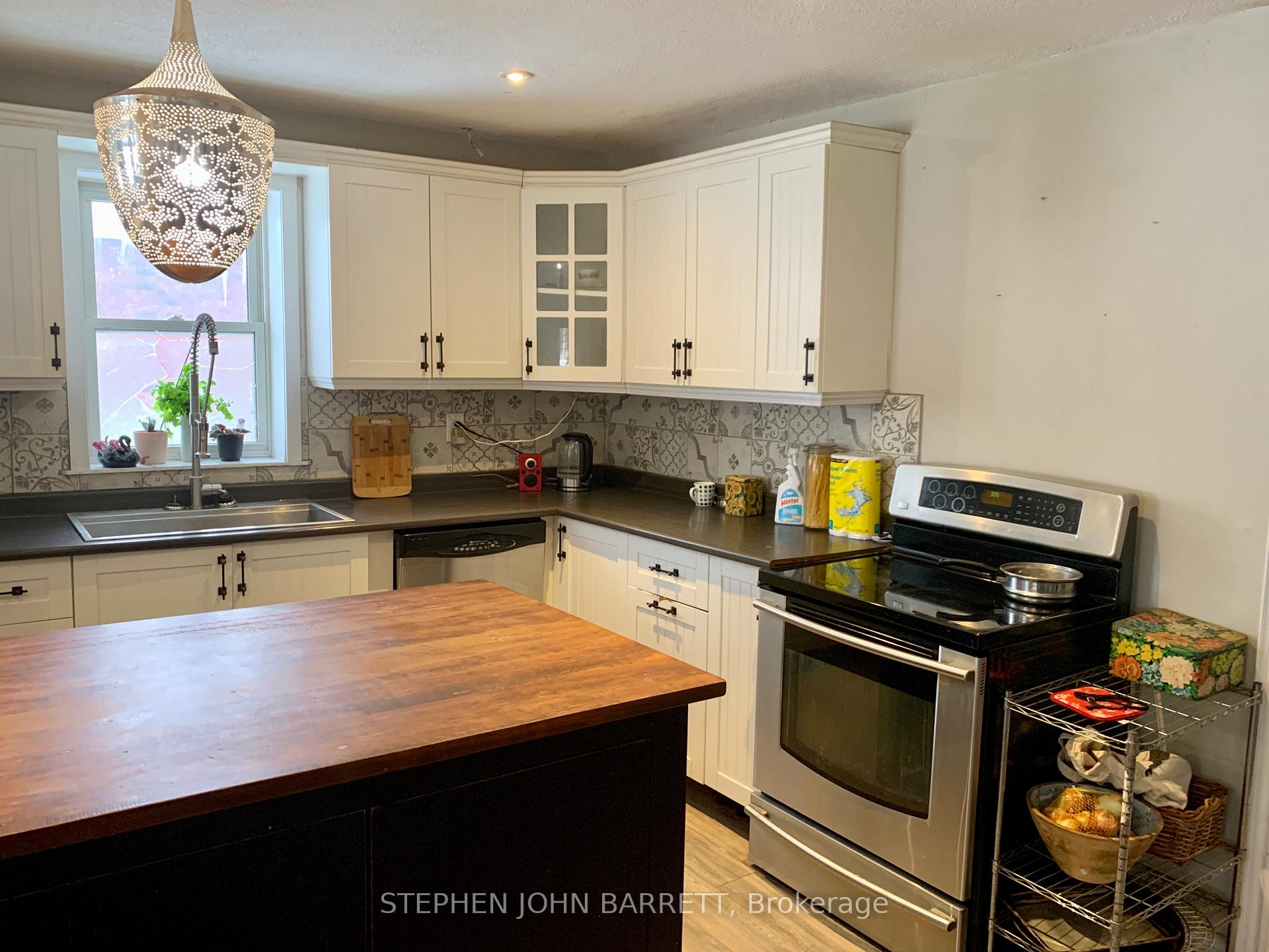 Photo 14 of 61 Fairpark Lane, Georgina, Sutton & Jackson's Point — HOMEH