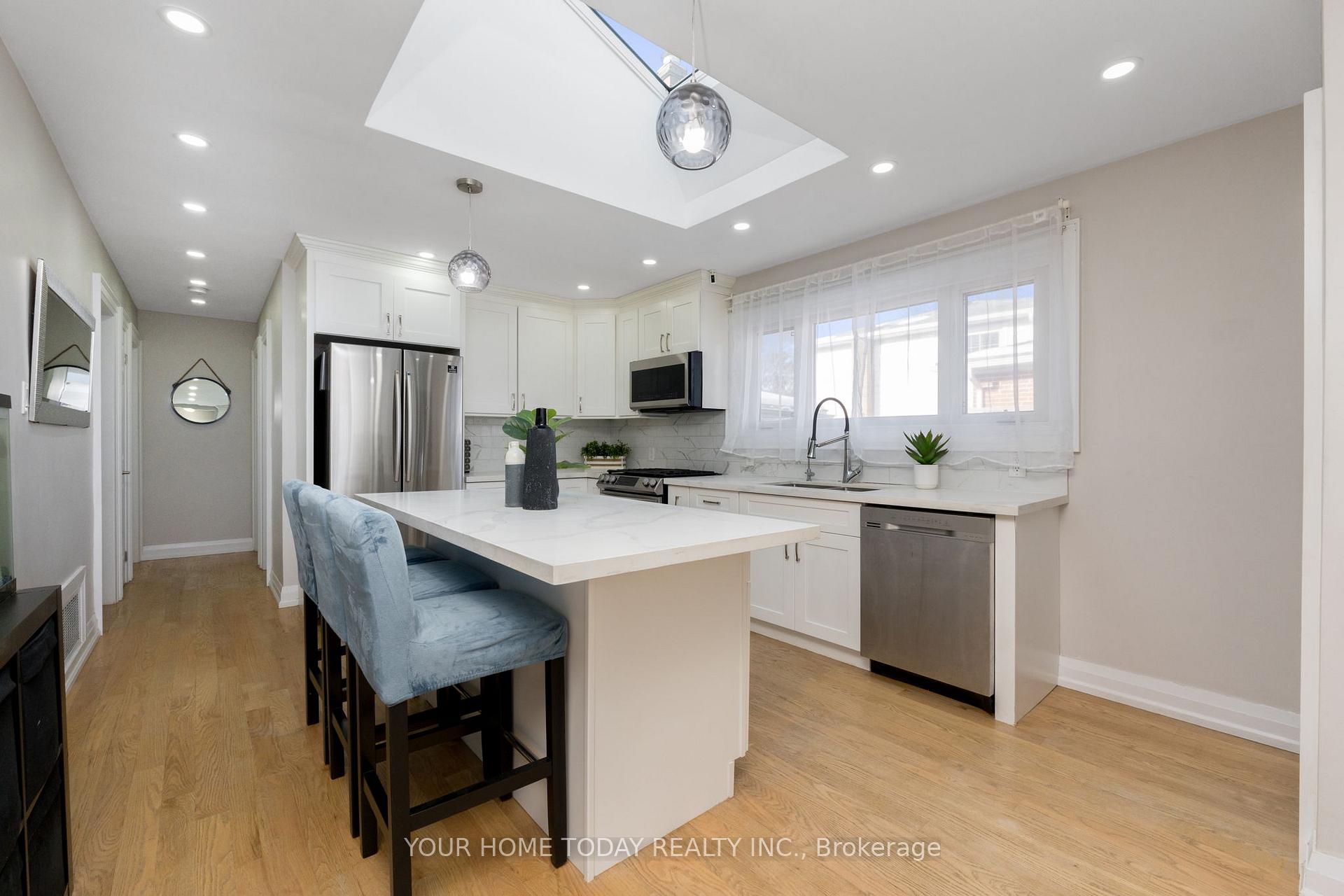 Photo 6 of 11 Weber Drive, Halton Hills, Georgetown — HOMEH