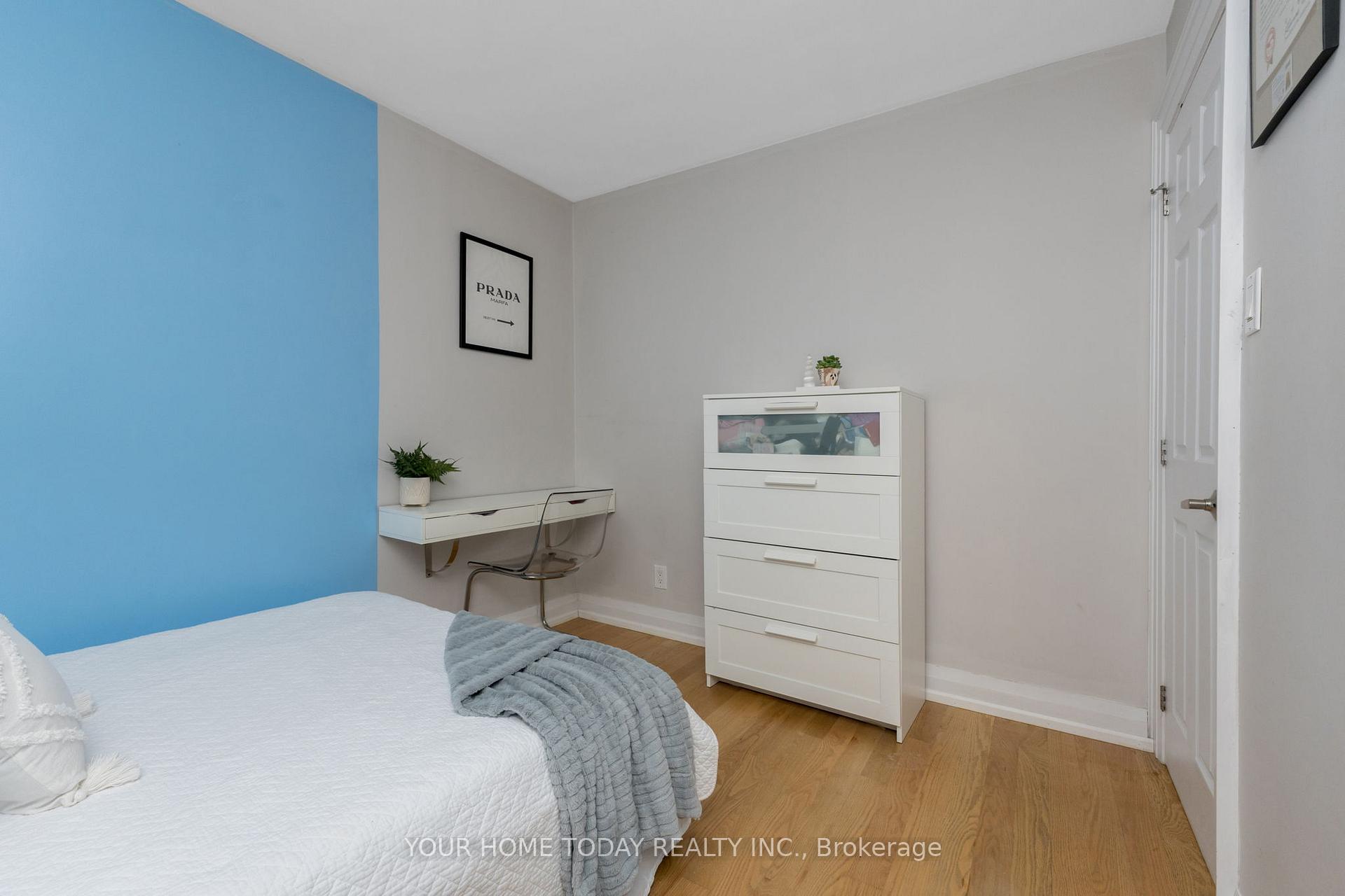 Photo 14 of 11 Weber Drive, Halton Hills, Georgetown — HOMEH