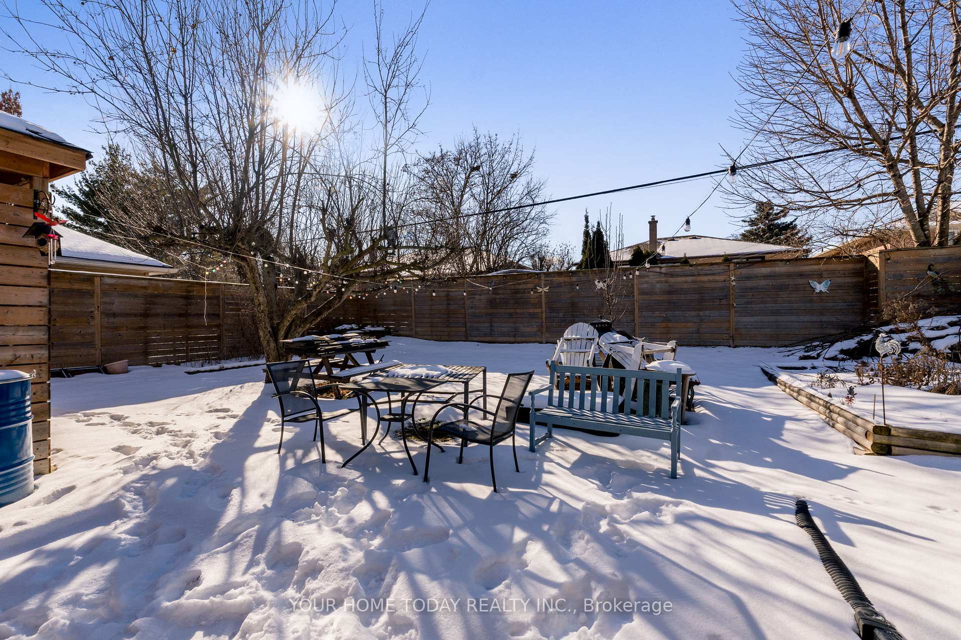 Photo 31 of 11 Weber Drive, Halton Hills, Georgetown — HOMEH