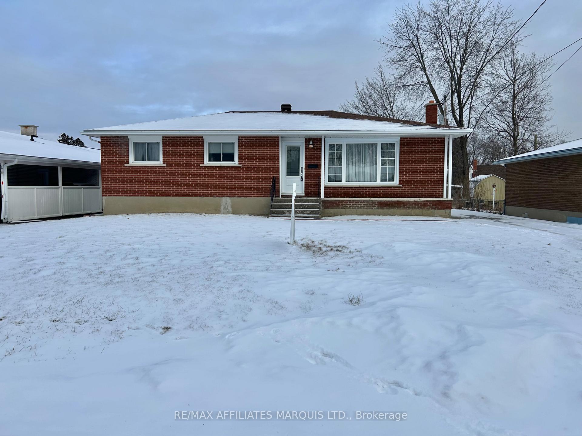 Photo 1 of 322 Jarvis Street, Cornwall — HOMEH
