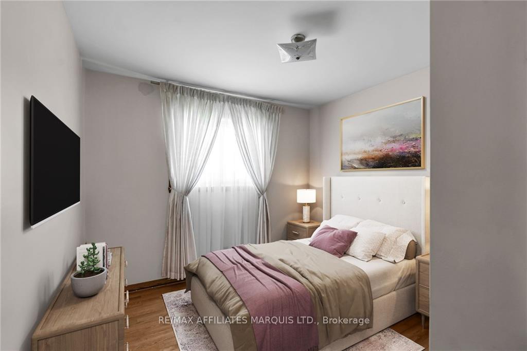 Photo 18 of 322 Jarvis Street, Cornwall — HOMEH