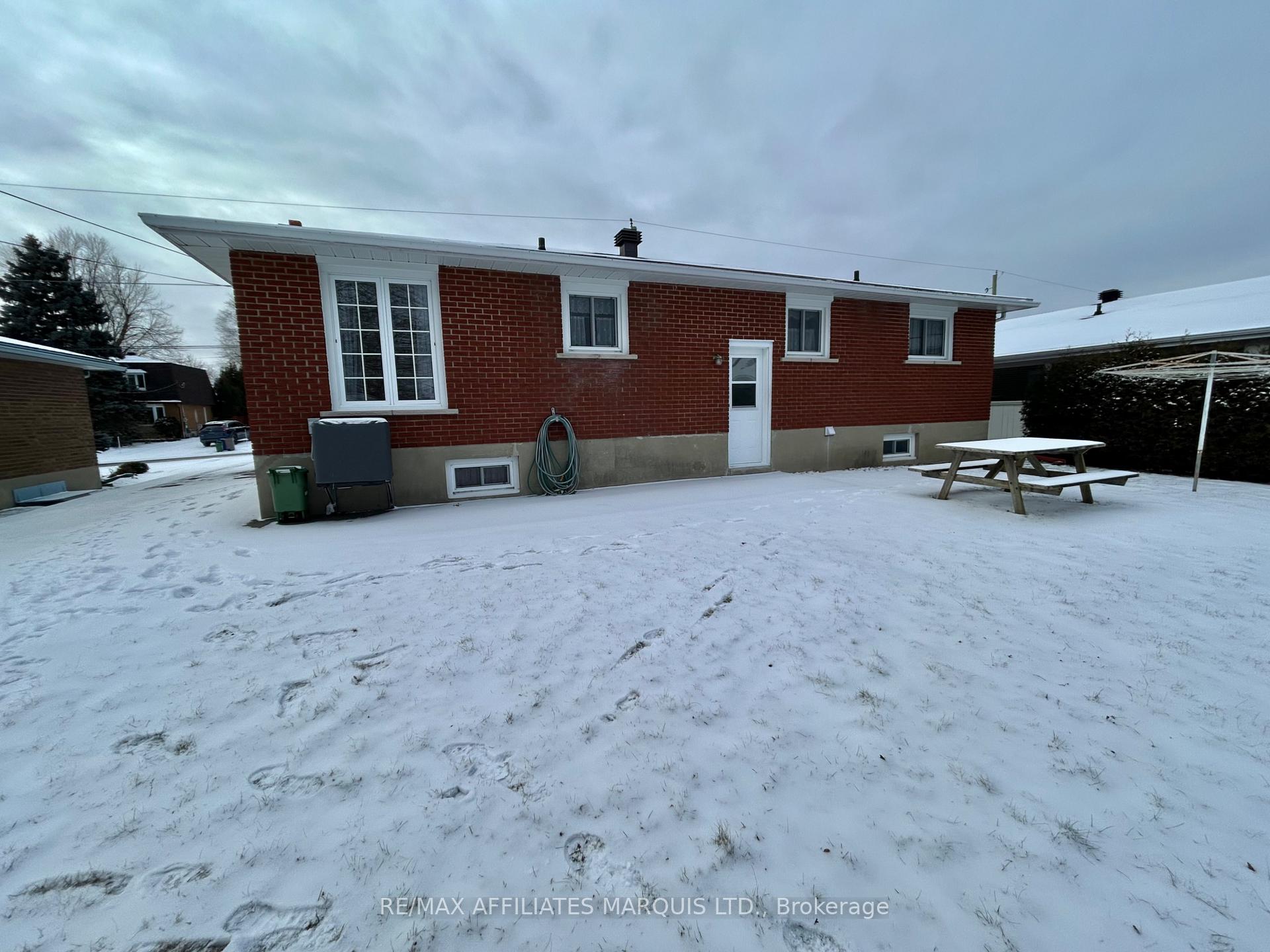 Photo 30 of 322 Jarvis Street, Cornwall — HOMEH