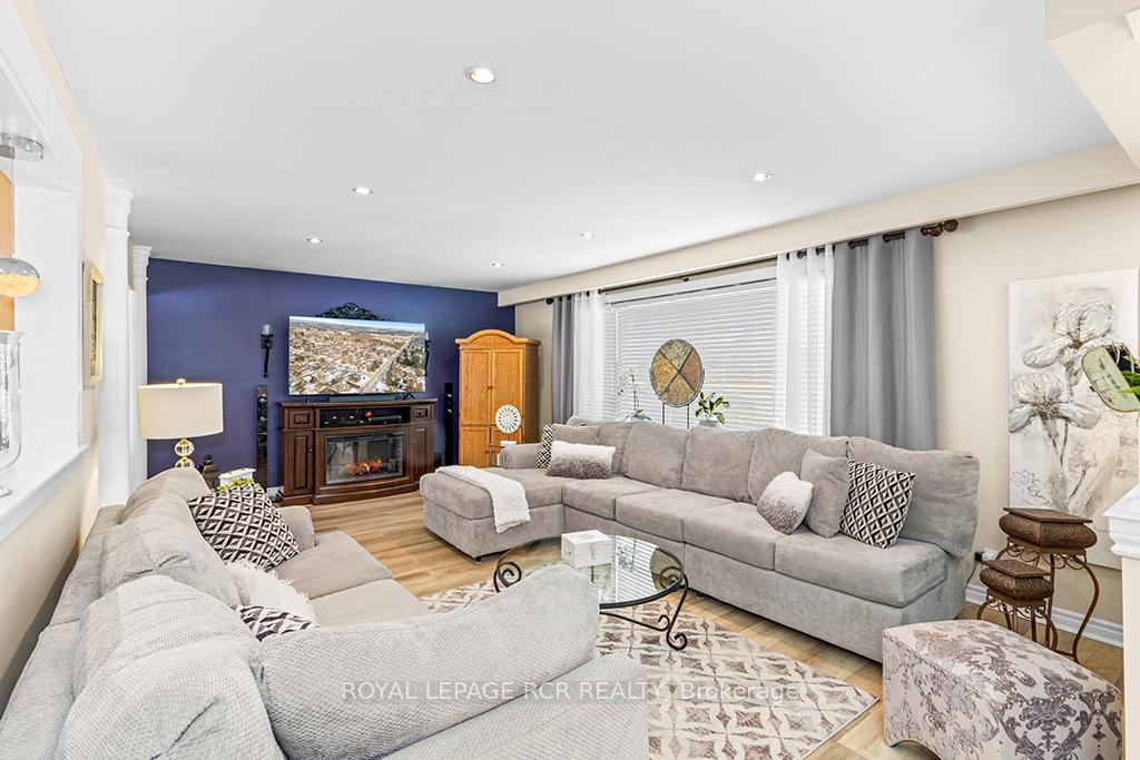 Photo 12 of 282 Maple Avenue, Halton Hills, Georgetown — HOMEH
