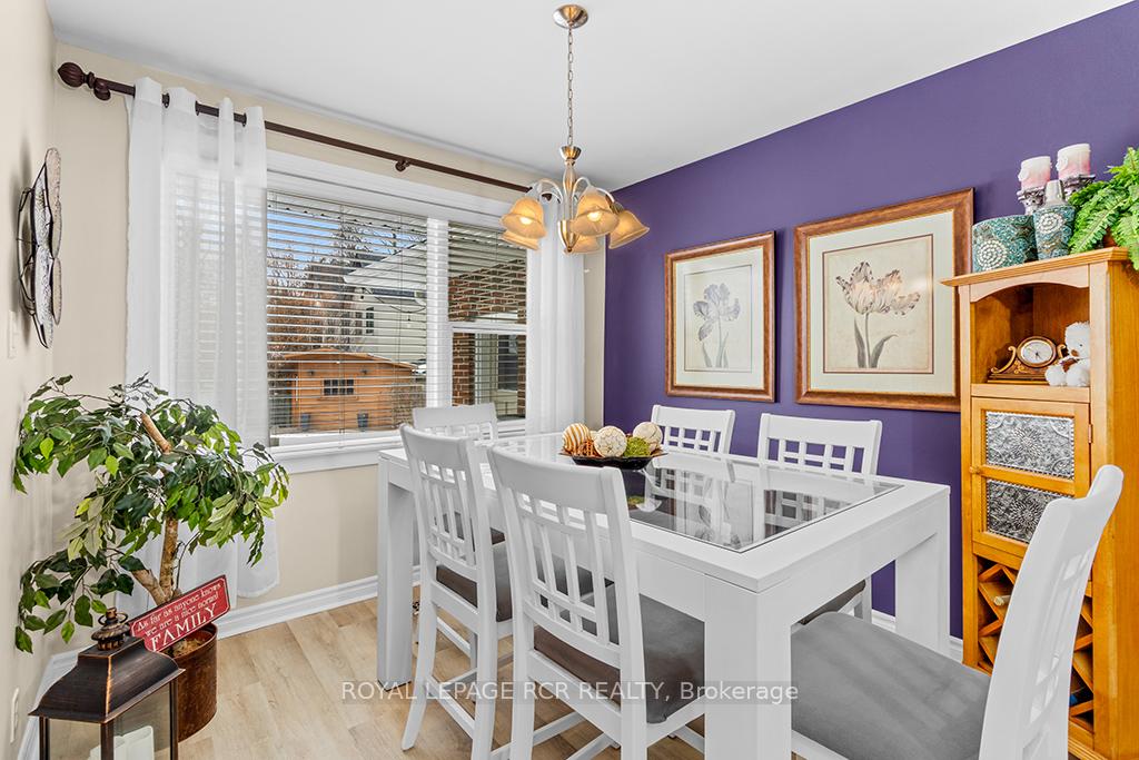 Photo 15 of 282 Maple Avenue, Halton Hills, Georgetown — HOMEH