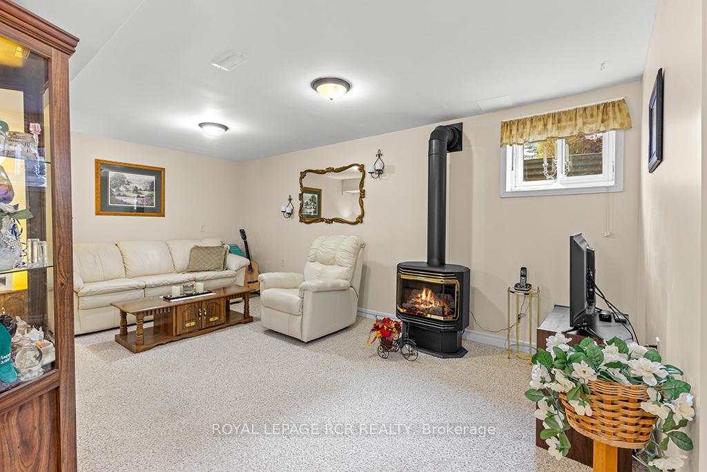 Photo 34 of 282 Maple Avenue, Halton Hills, Georgetown — HOMEH