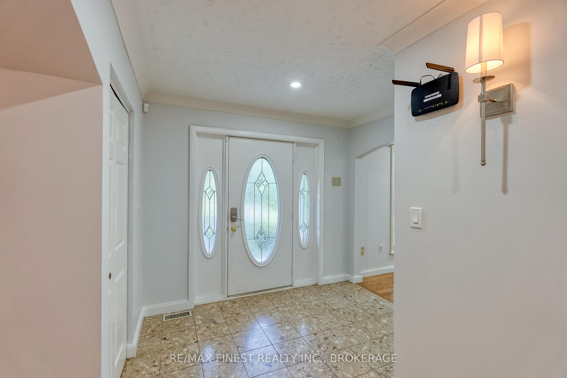 Photo 3 of 13382 Road 38, Frontenac, Frontenac Centre — HOMEH
