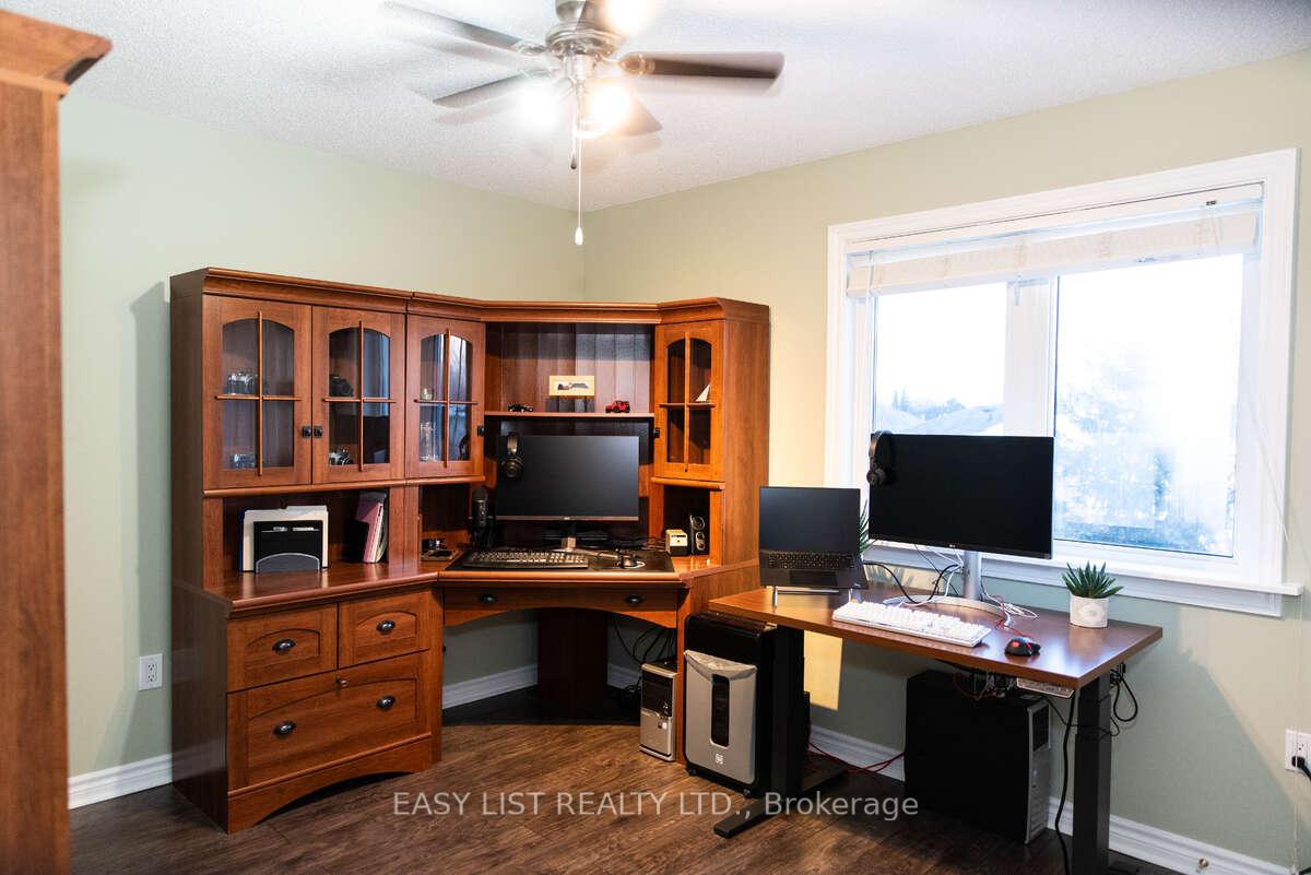 Photo 17 of 27 Laurelbank Crescent, Georgina, Keswick North — HOMEH