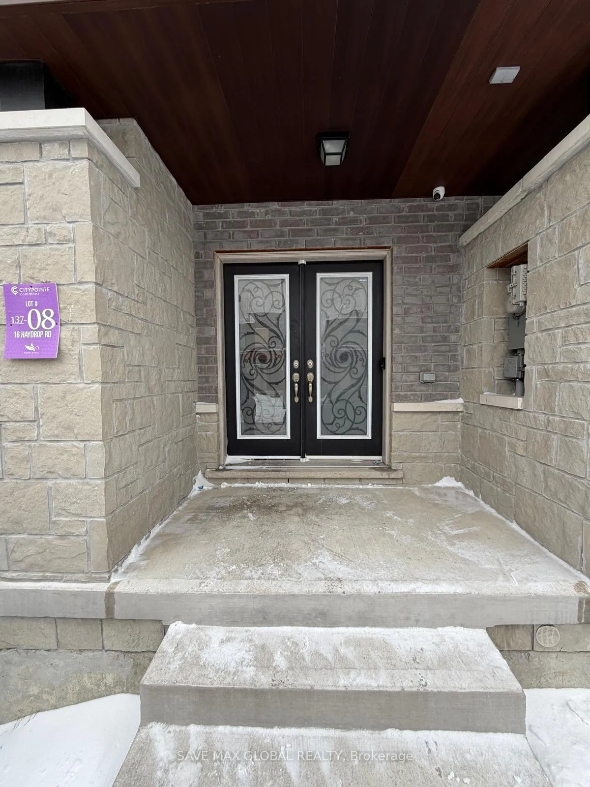 Photo 2 of 16 Haydrop Road, Brampton, Bram East — HOMEH