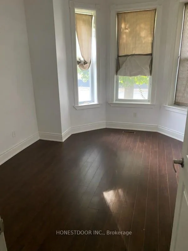 Photo 13 of 103 Victoria Avenue S, Hamilton, Stinson — HOMEH