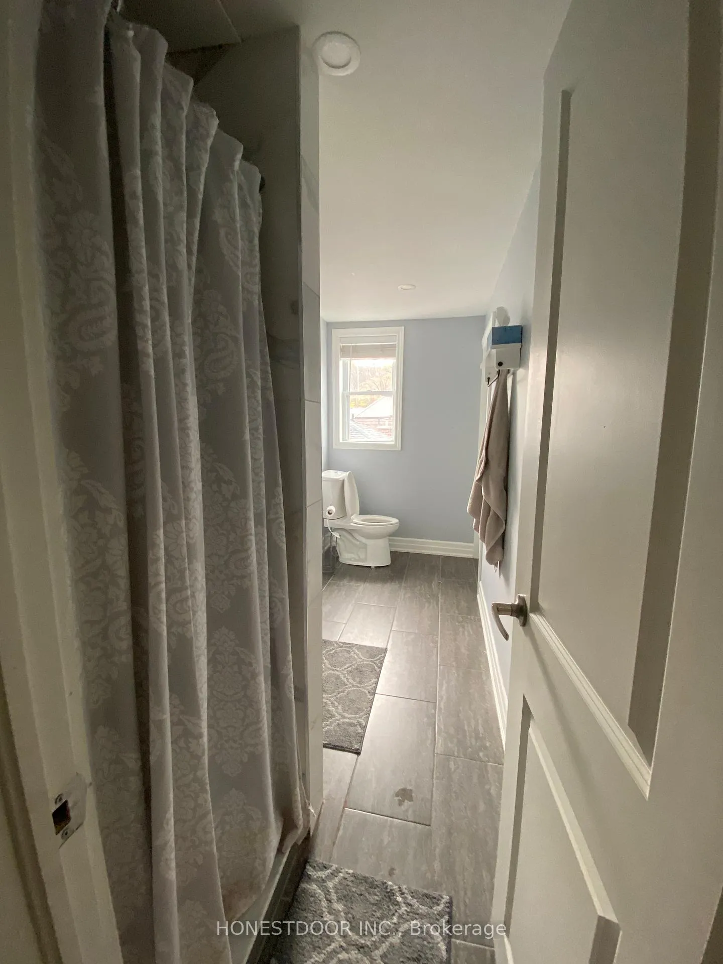 Photo 32 of 103 Victoria Avenue S, Hamilton, Stinson — HOMEH